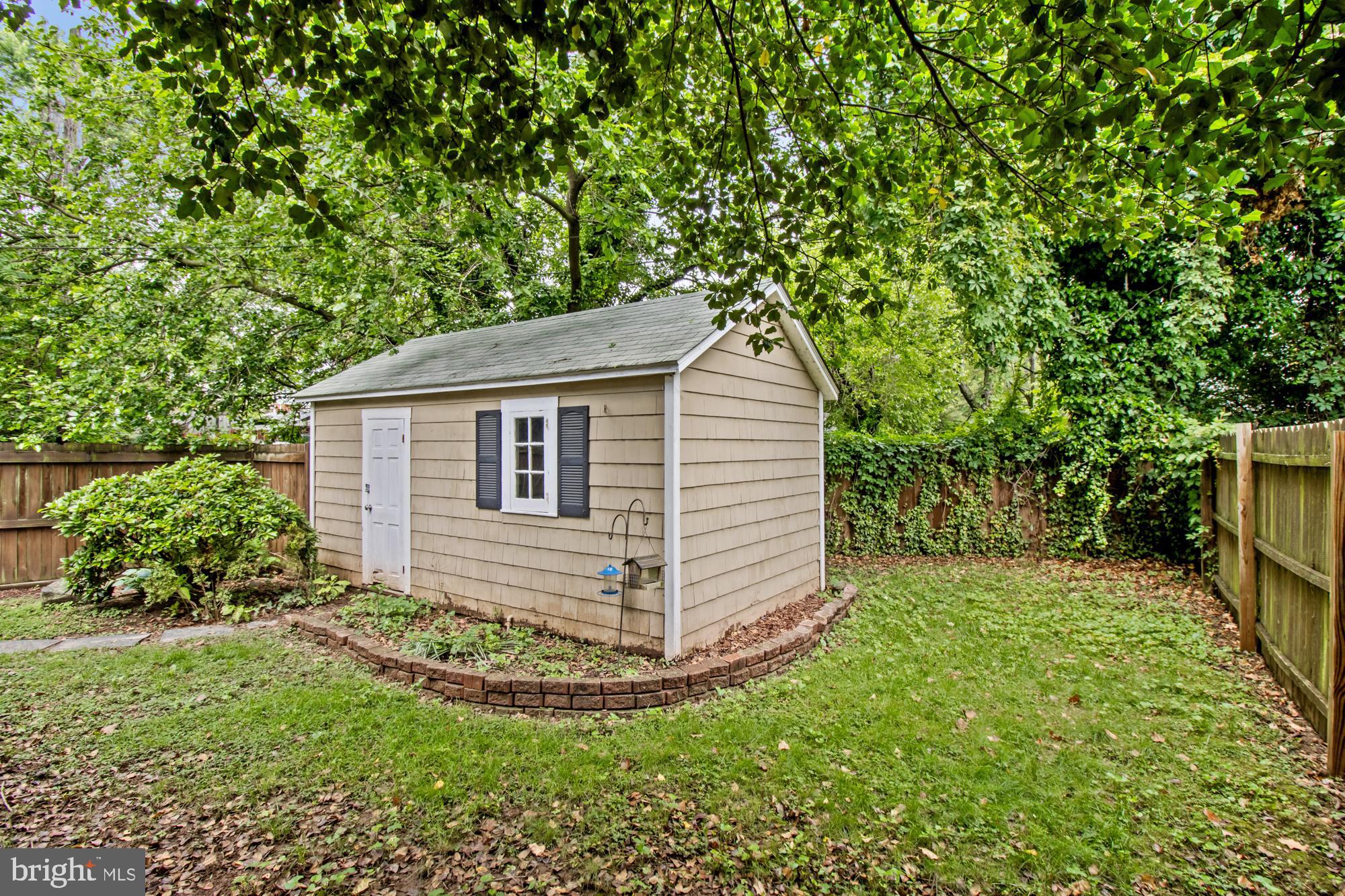 GARDENVILLE - Residential