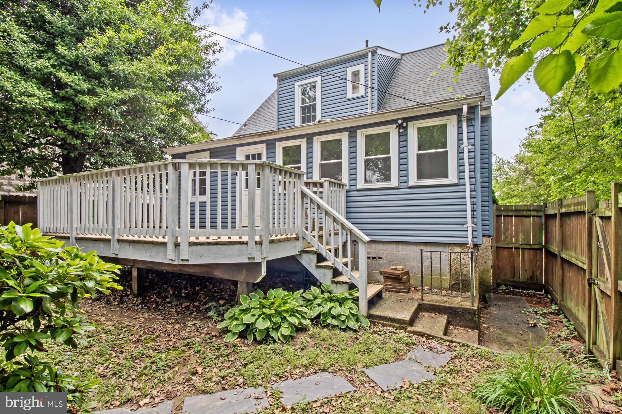 GARDENVILLE - Residential
