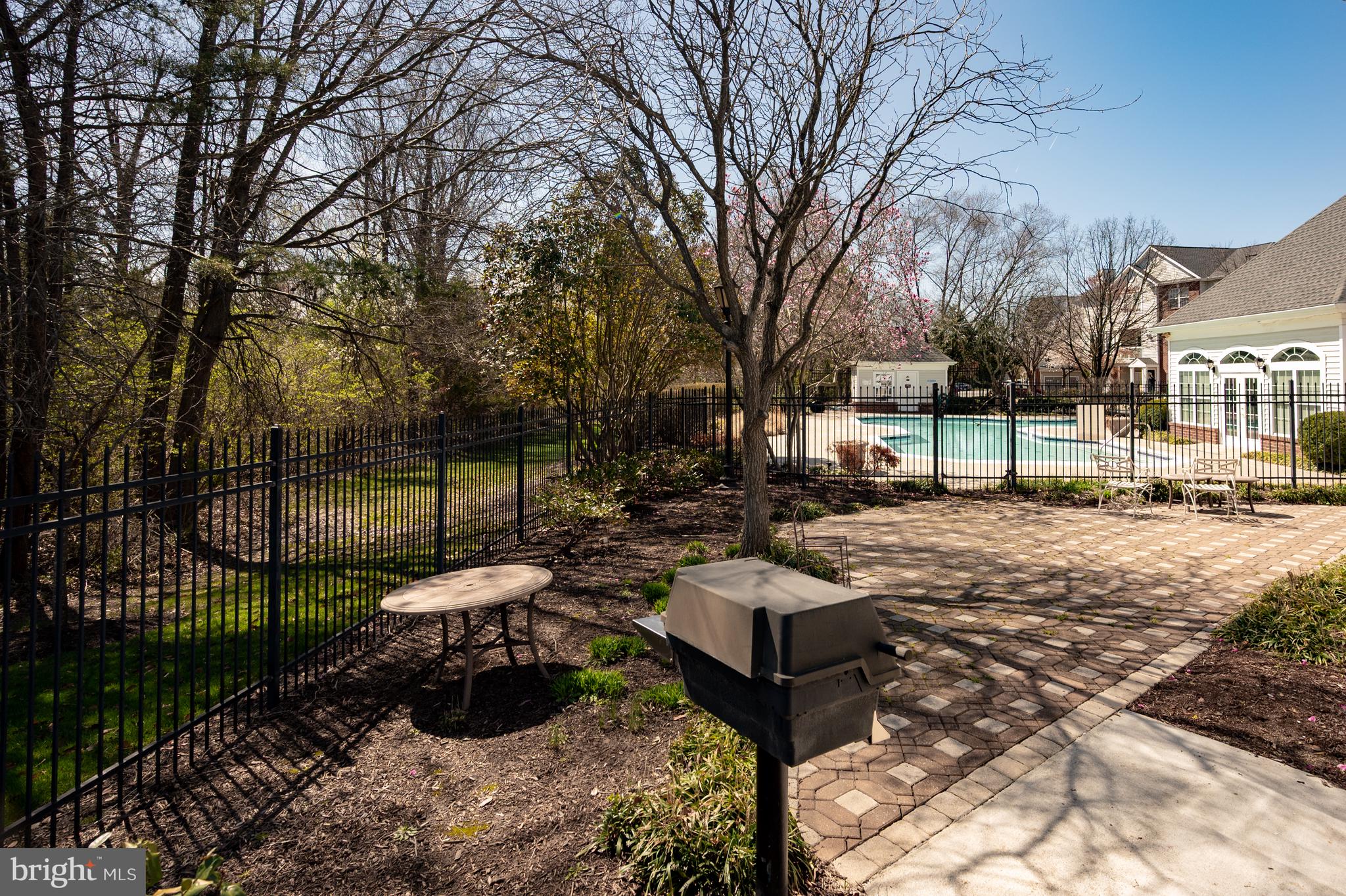 FOX MILL STATION - Residential