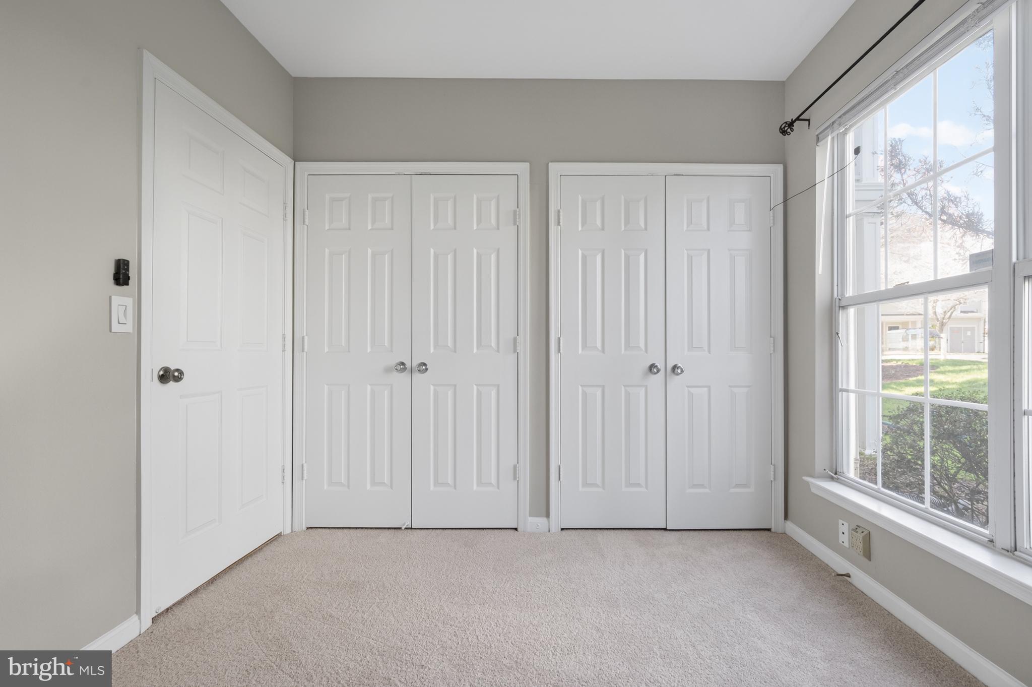 FOX MILL STATION - Residential