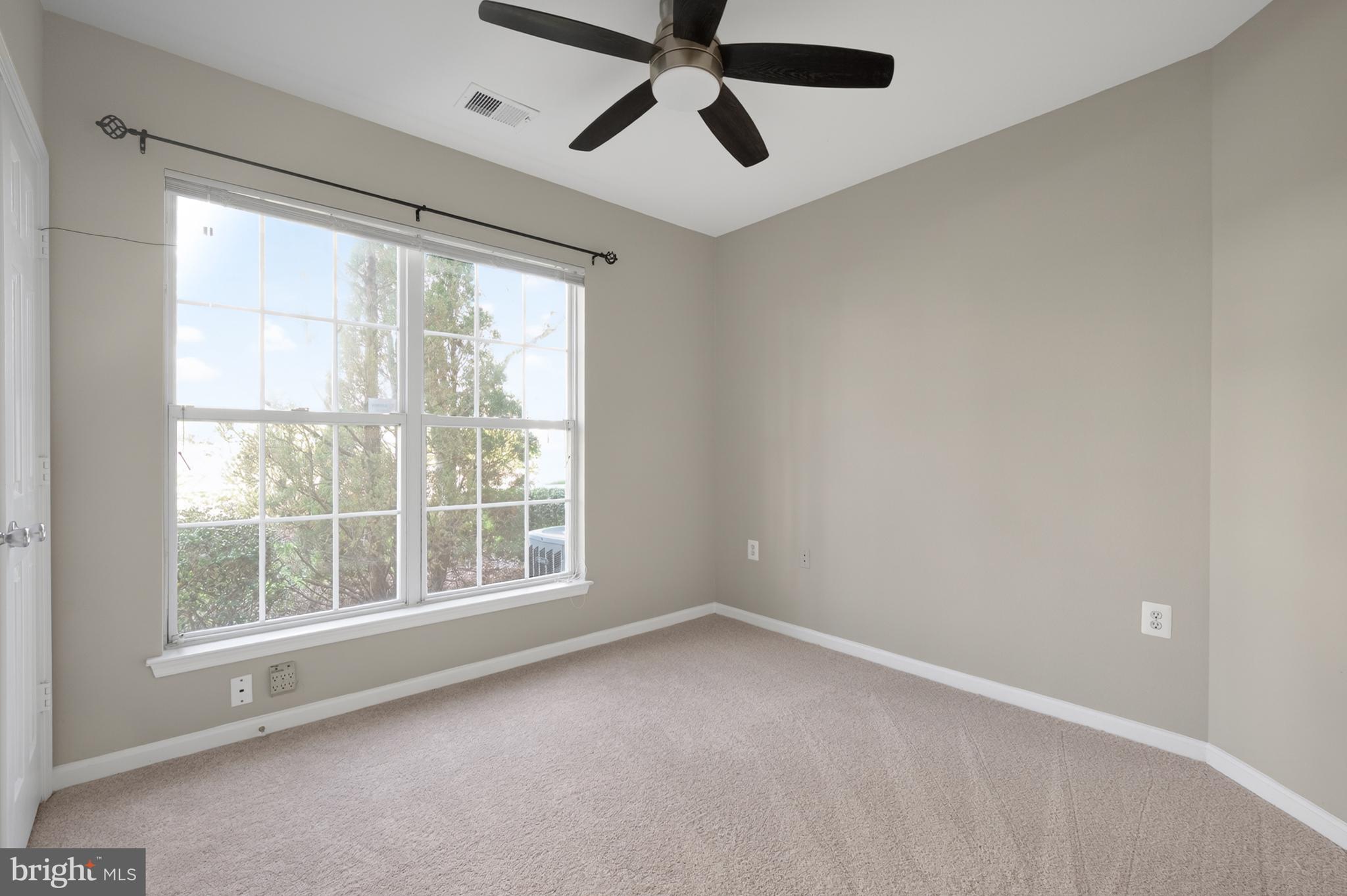 FOX MILL STATION - Residential