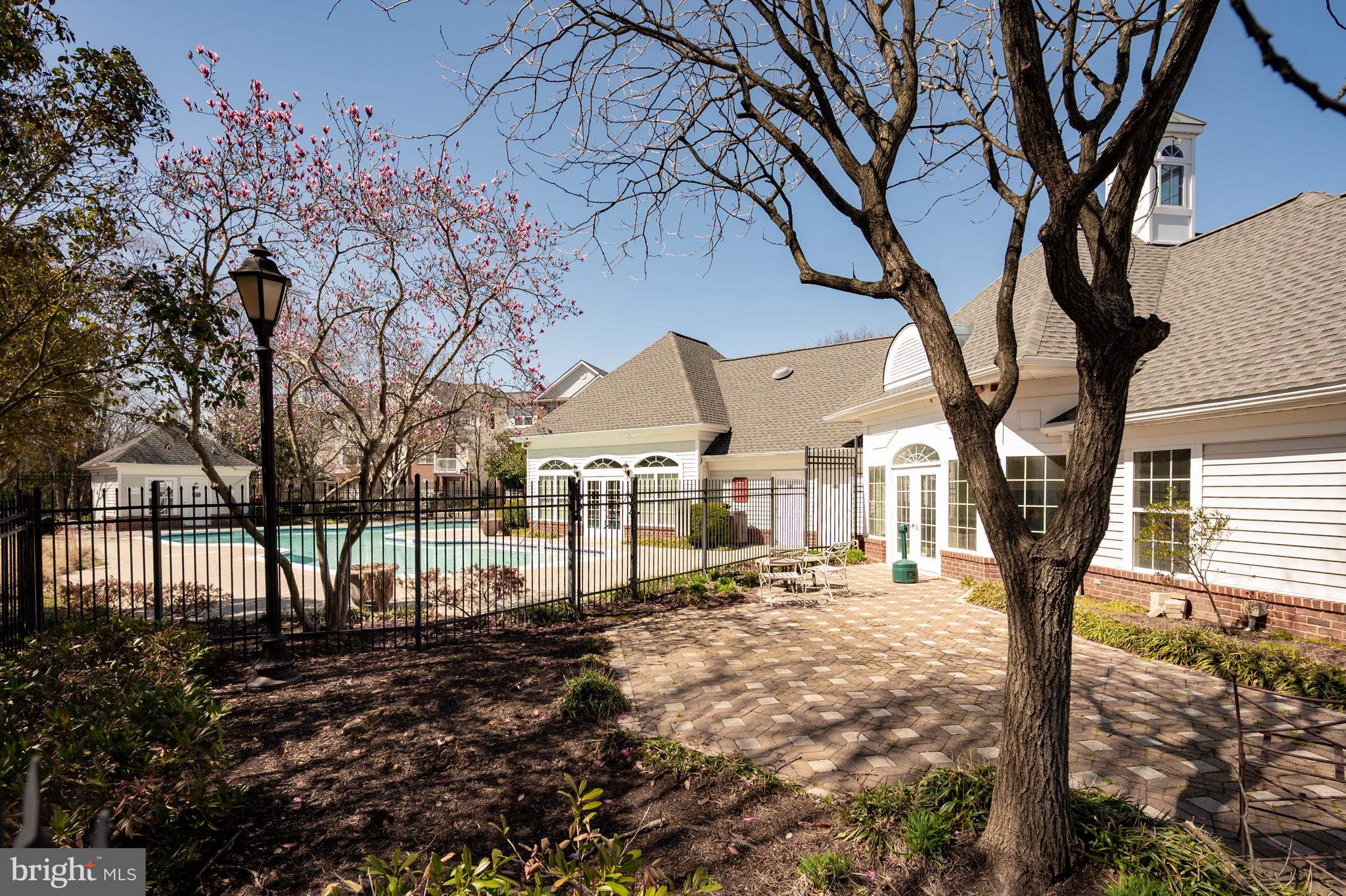 FOX MILL STATION - Residential