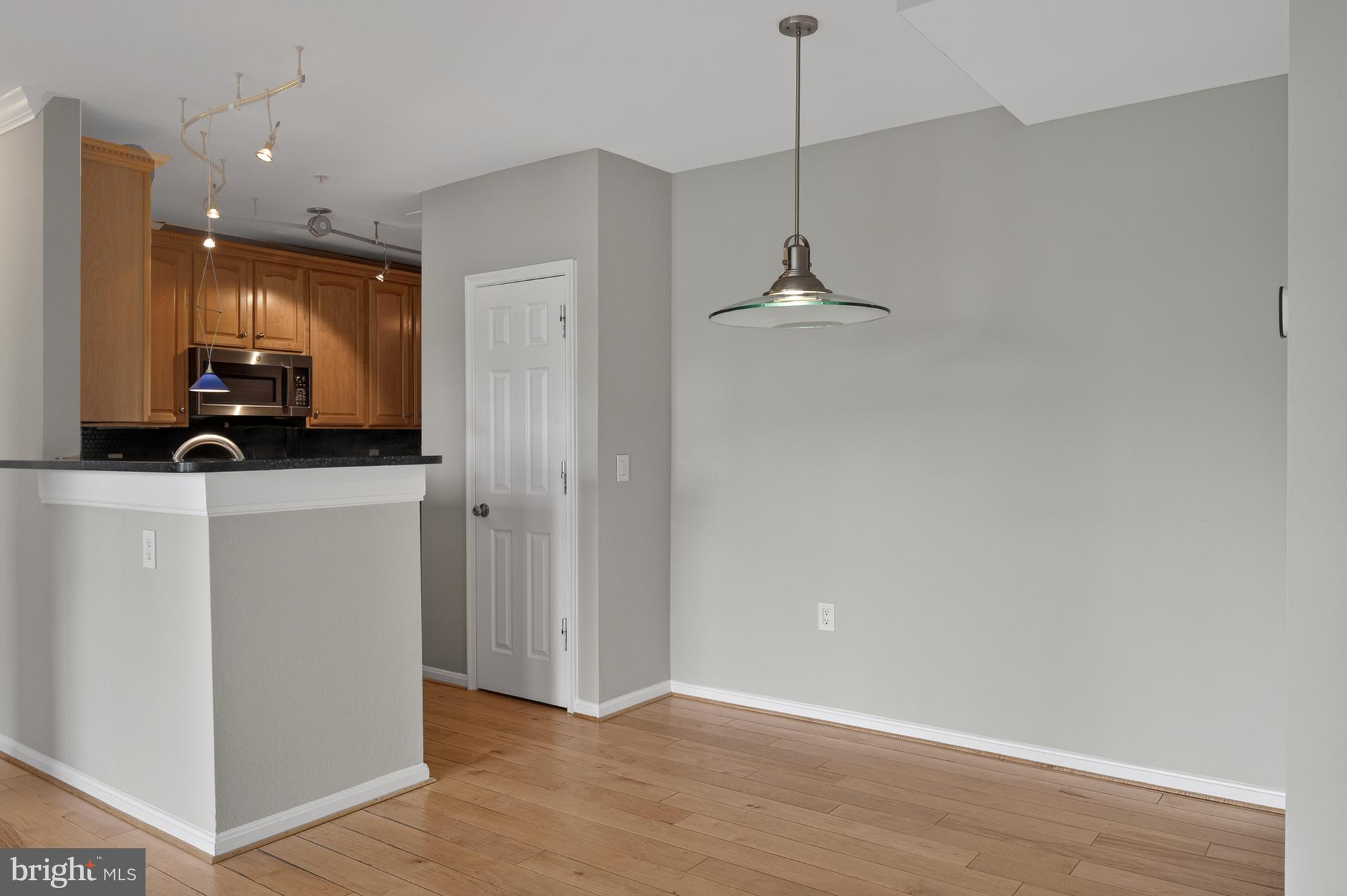 FOX MILL STATION - Residential