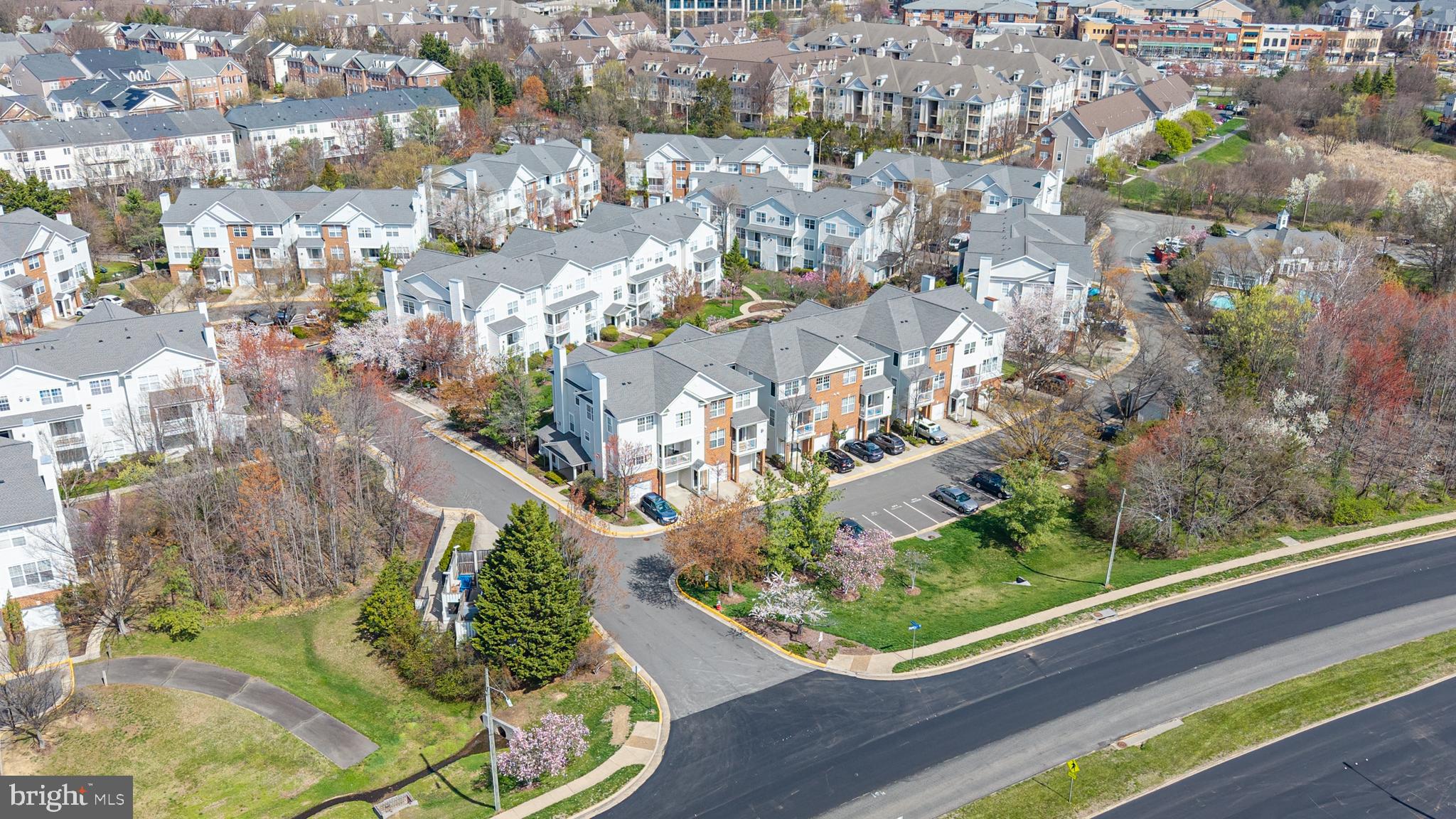 FOX MILL STATION - Residential