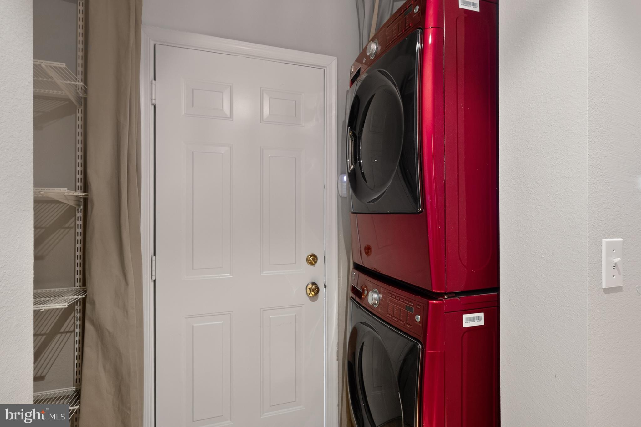 FOX MILL STATION - Residential