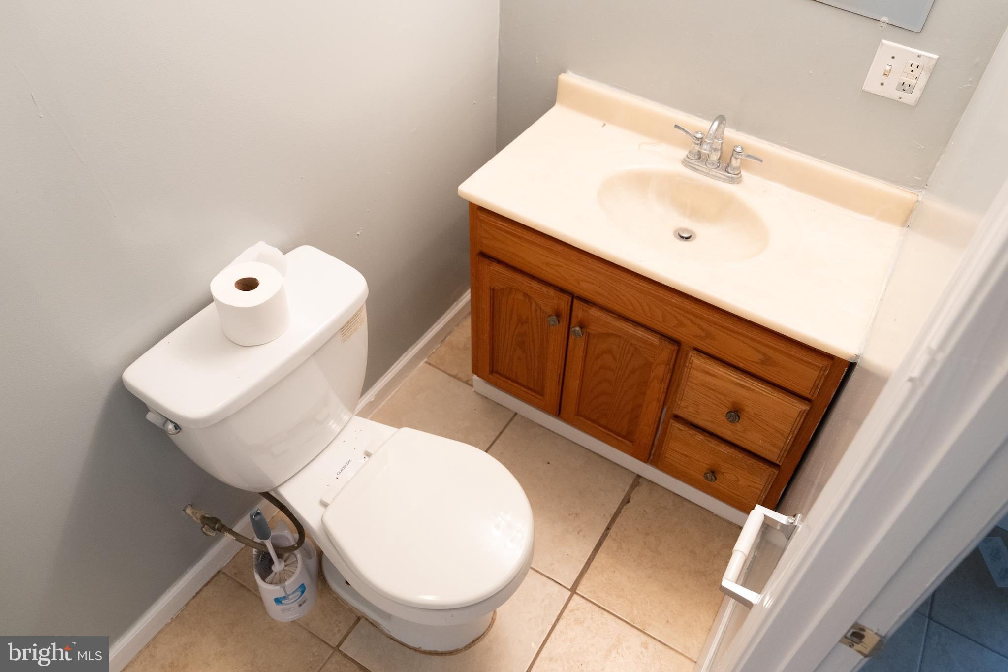 WAVERLY - Residential Lease