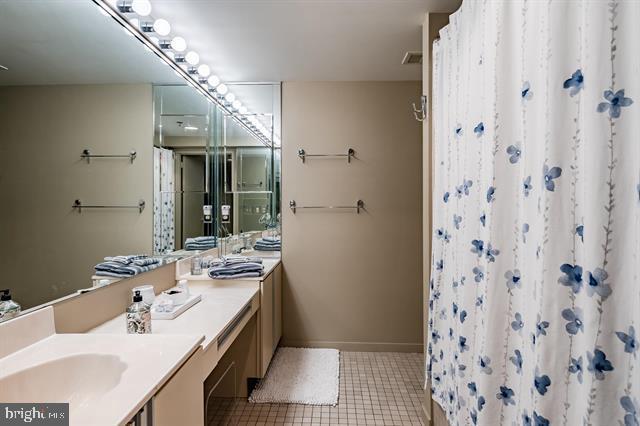 3101 BOARDWALK 3208-2