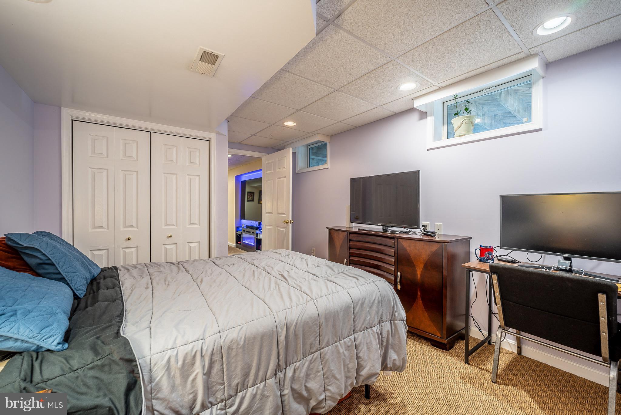 ELDERSBURG ESTATES - Residential