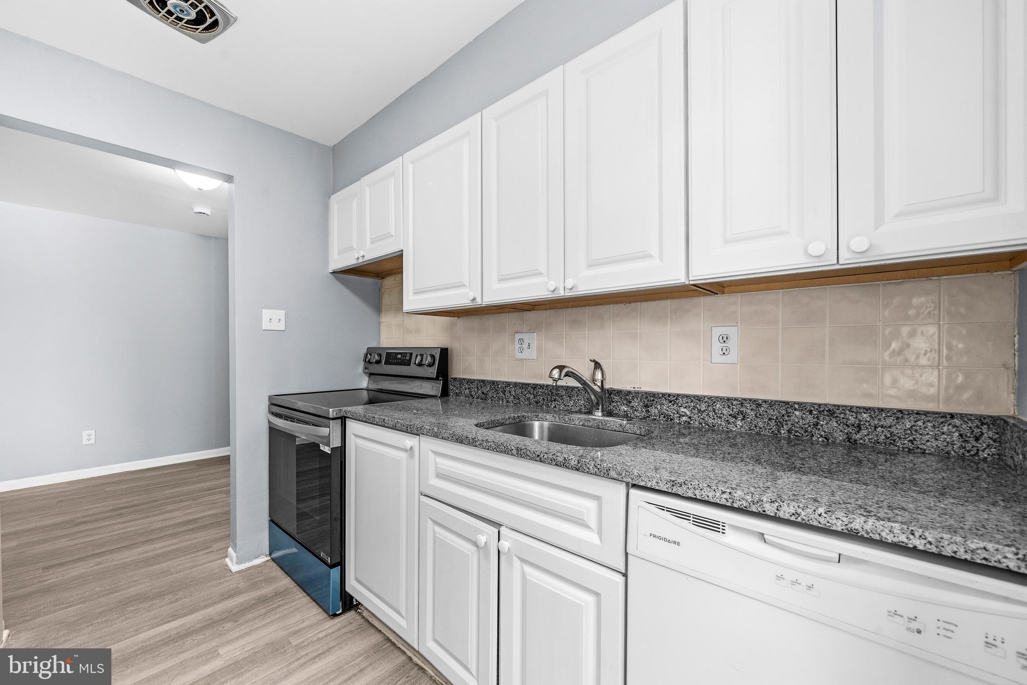 PINEWOOD SOUTH - Residential