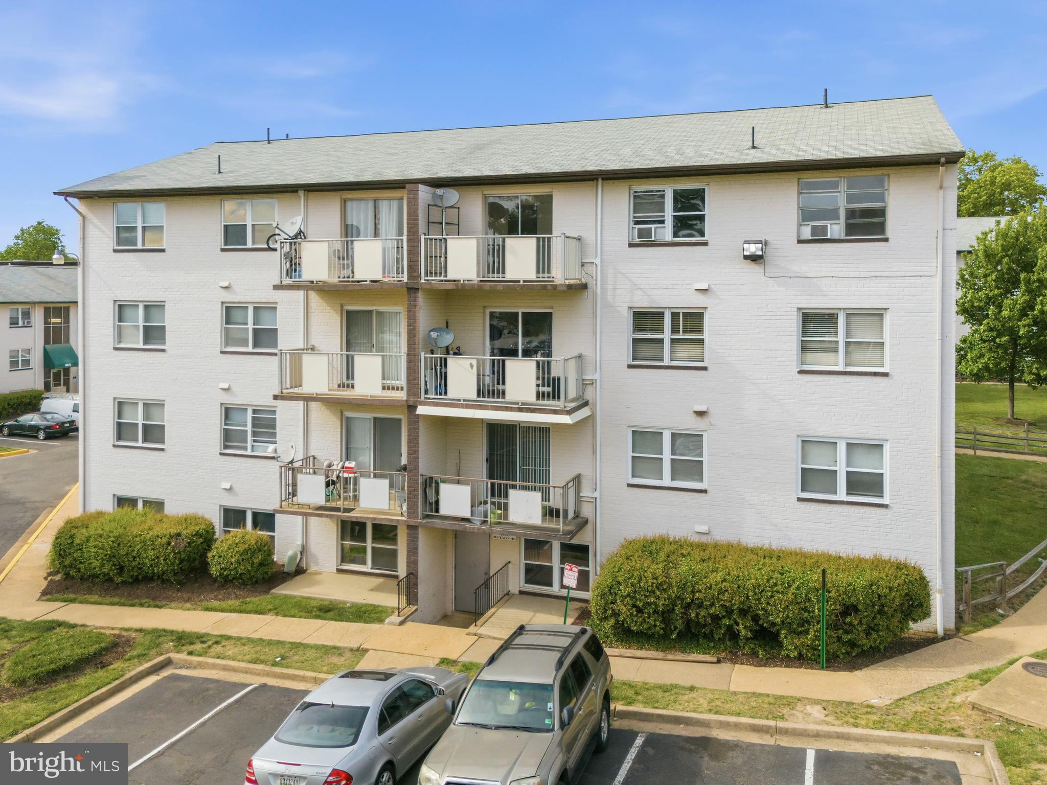 PINEWOOD SOUTH - Residential