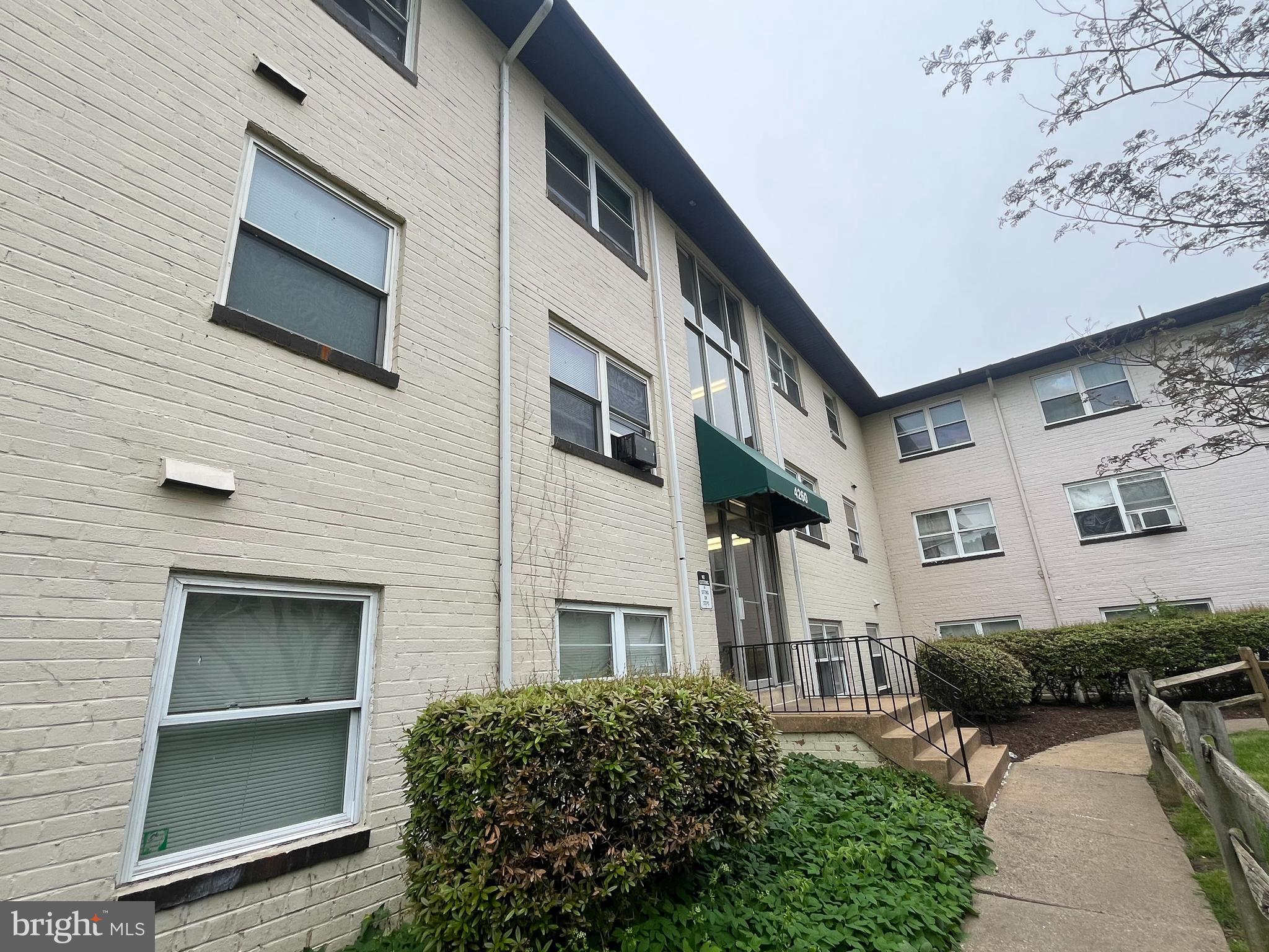 4260 BUCKMAN ROAD 43