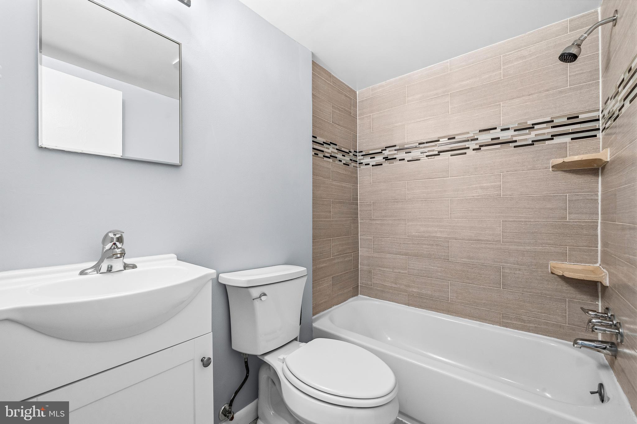 PINEWOOD SOUTH - Residential