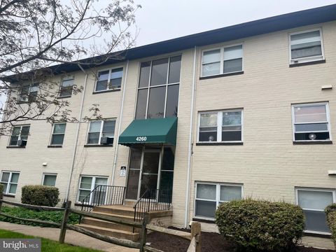 Photo of 4260 Buckman Road #43, ALEXANDRIA, VA 22309 (MLS # VAFX2306808)