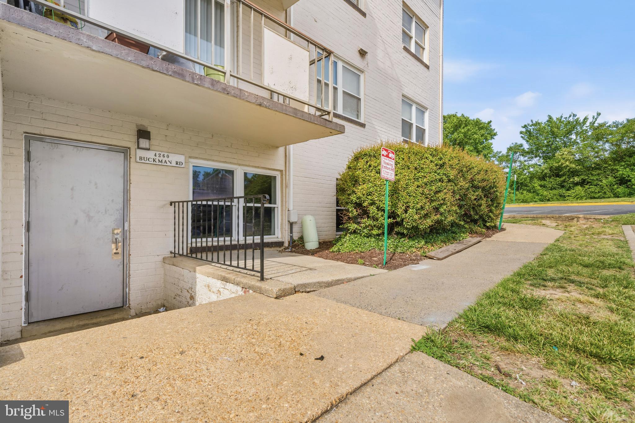 PINEWOOD SOUTH - Residential