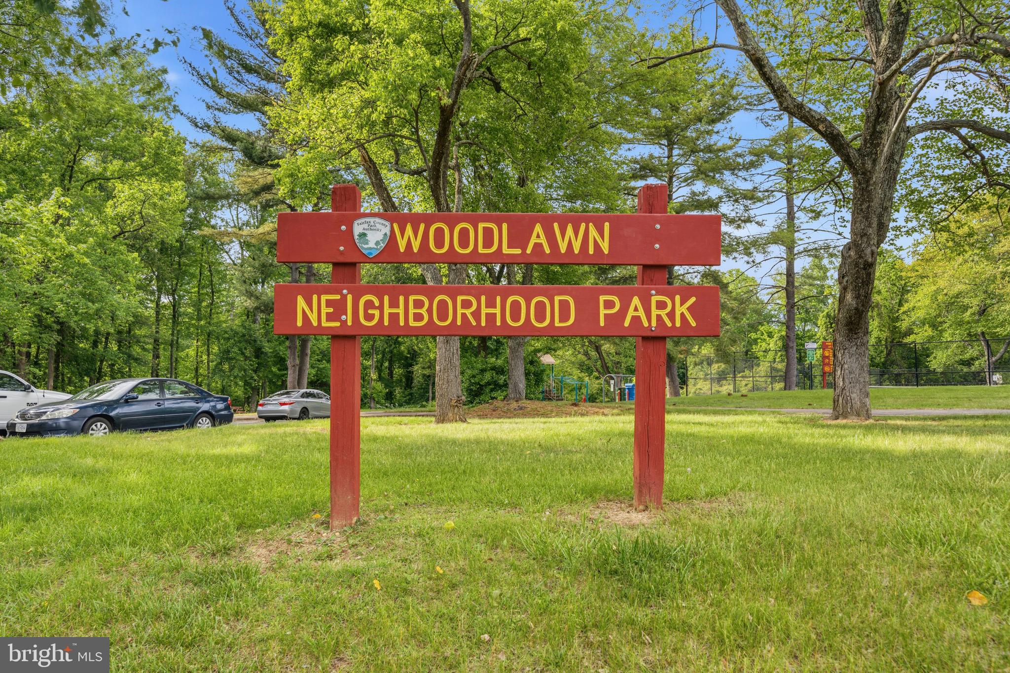 PINEWOOD SOUTH - Residential