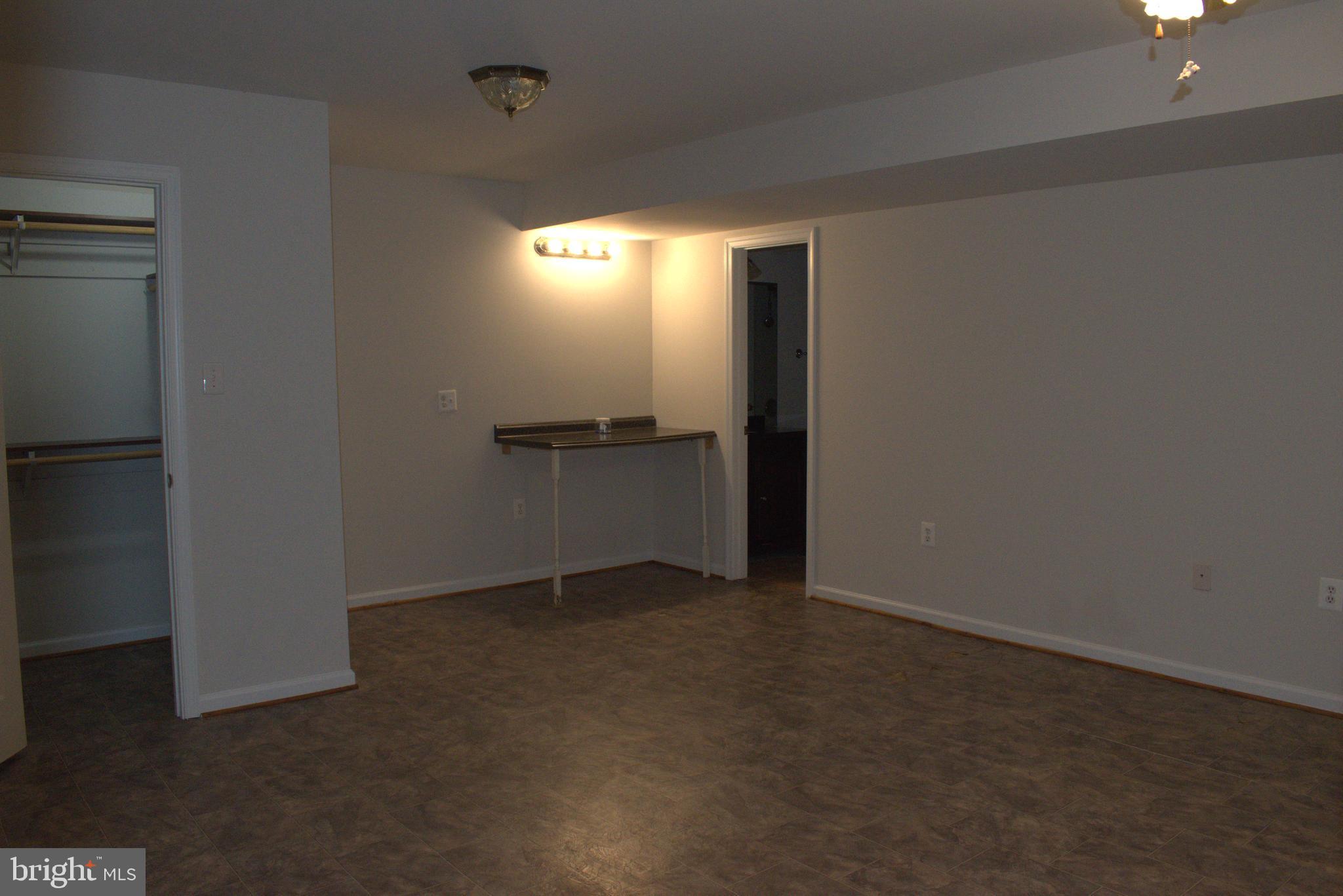 FALCONHURST - Residential