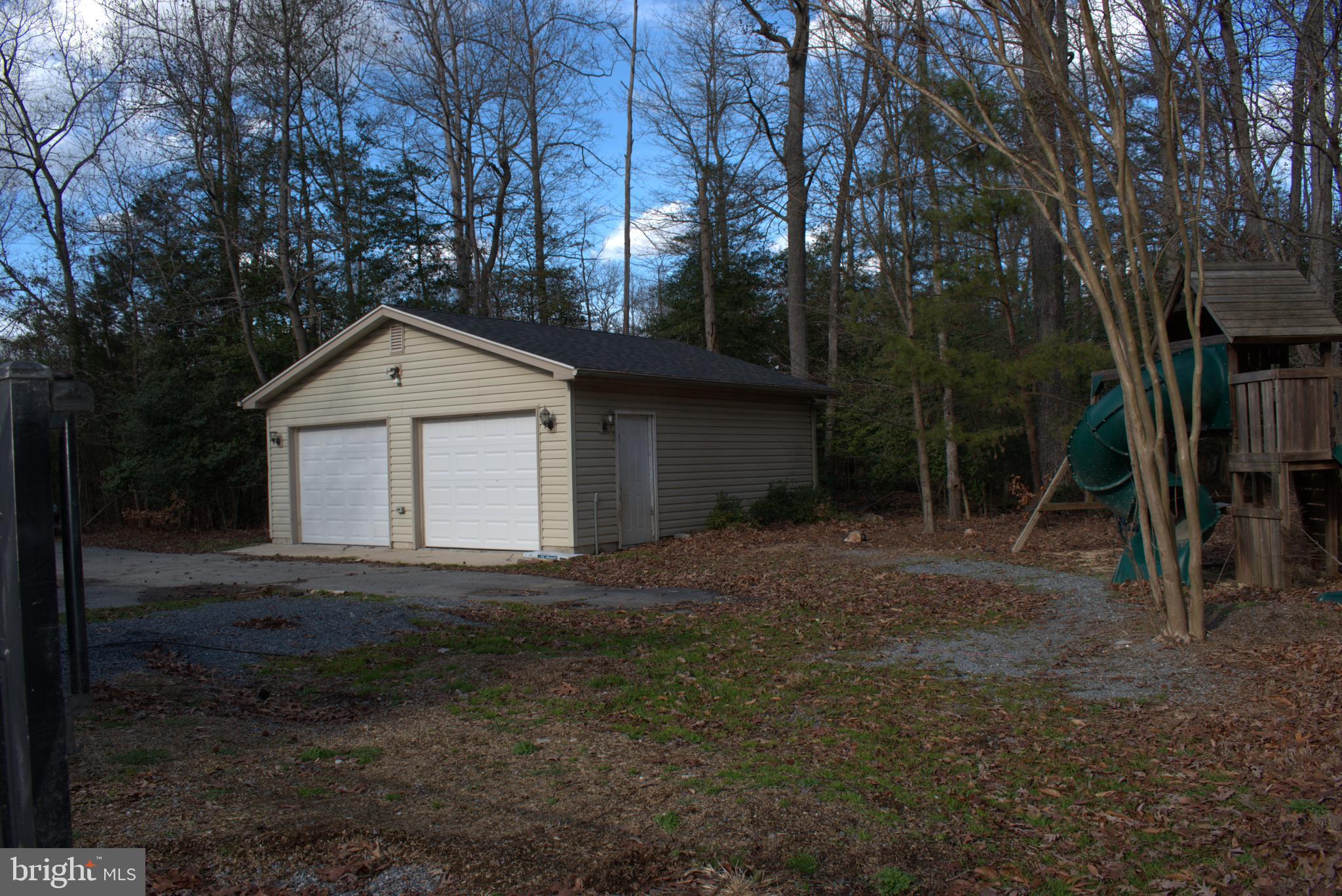 FALCONHURST - Residential