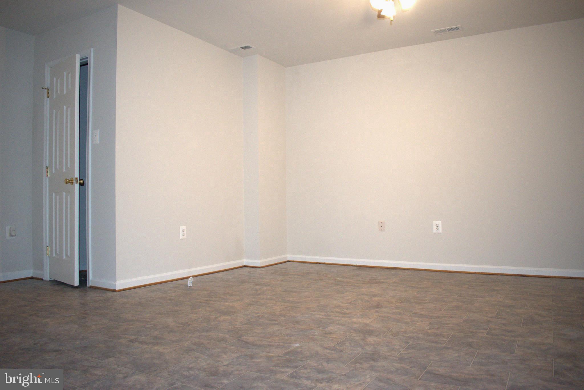 FALCONHURST - Residential