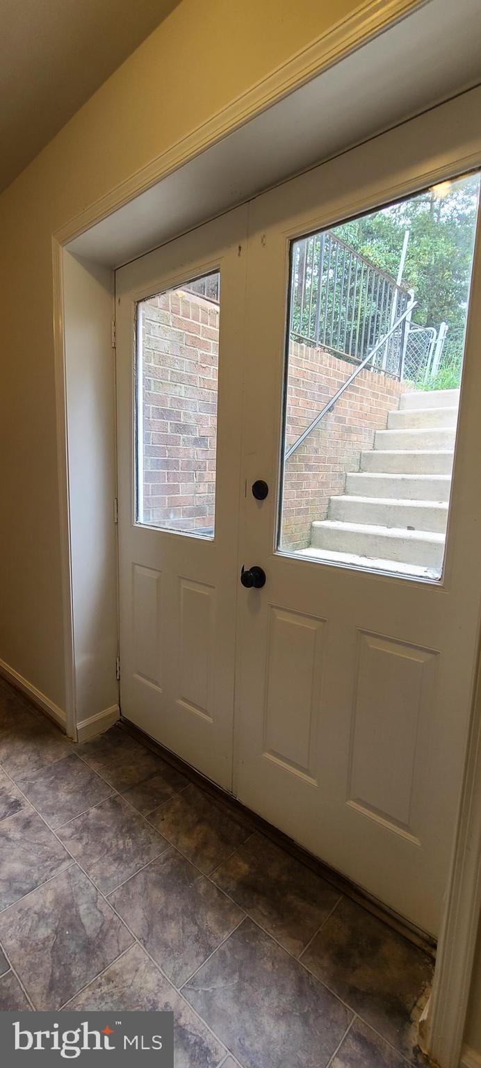 FALCONHURST - Residential