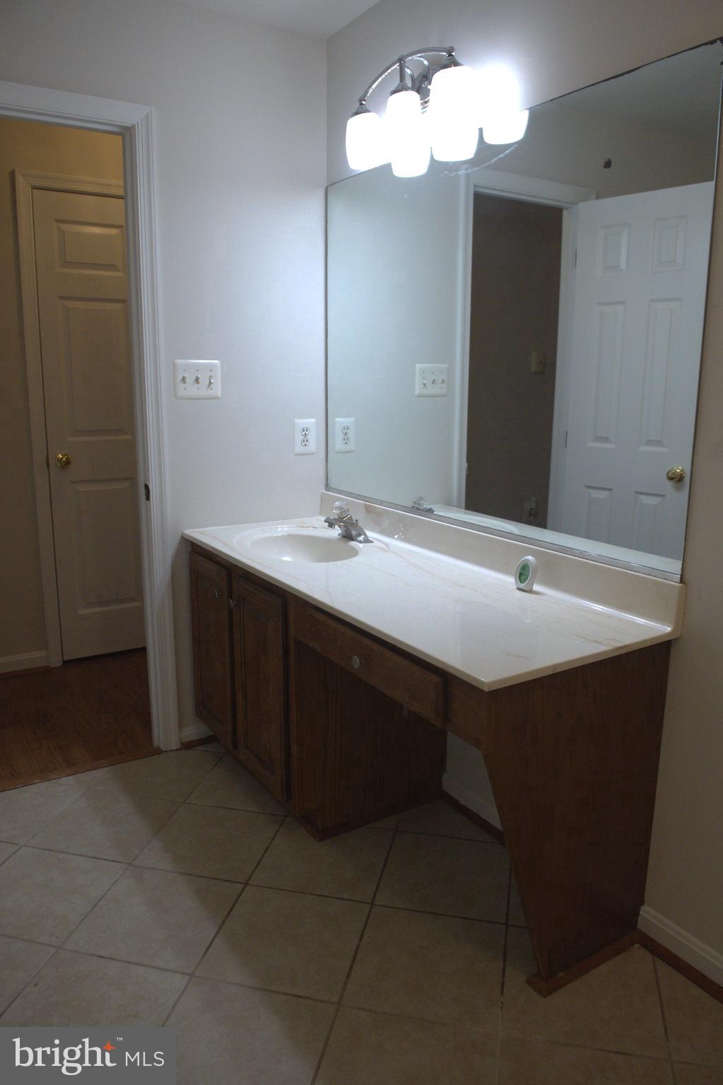 FALCONHURST - Residential