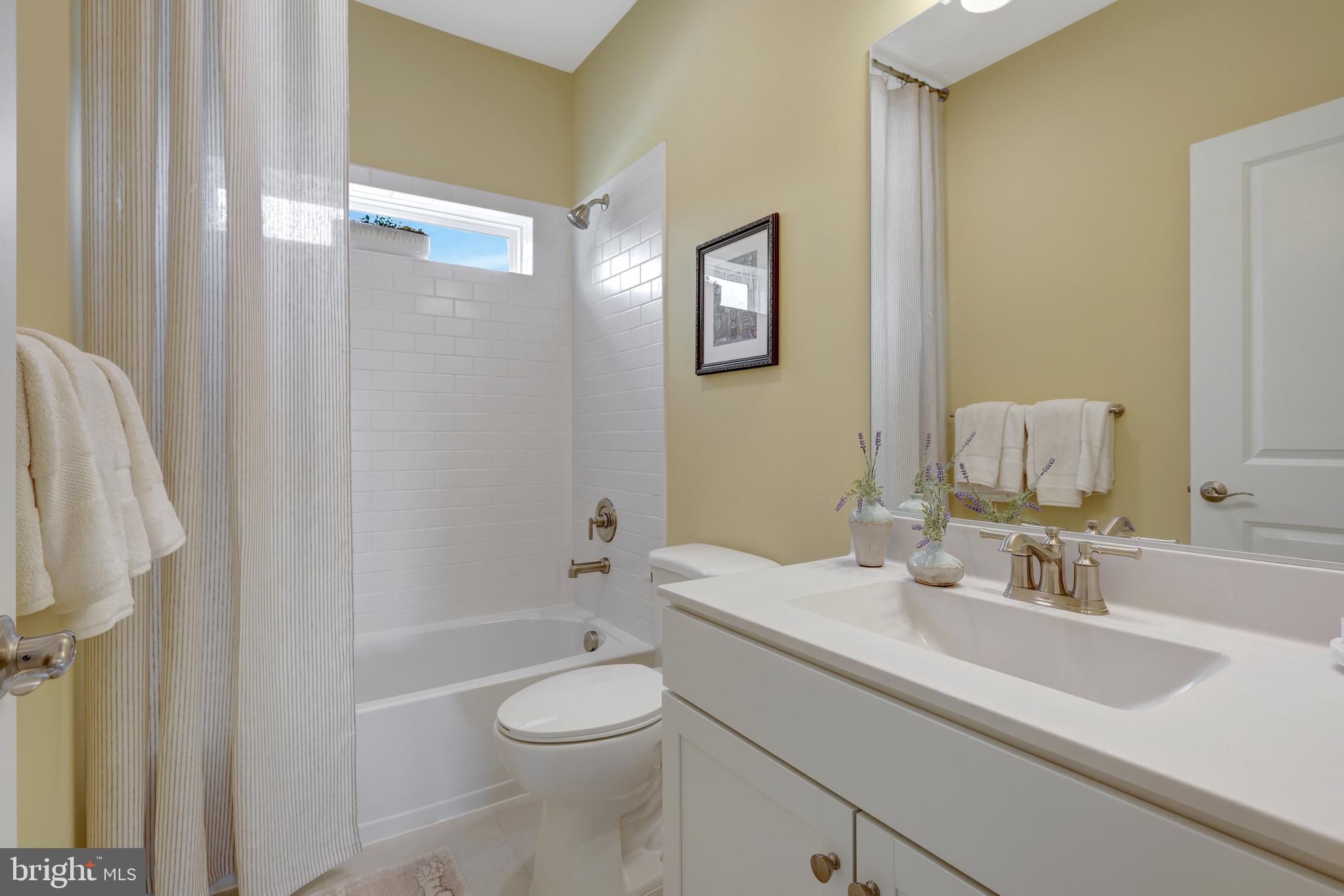 THE ENCLAVE AT CARROLLTON MANOR - Residential