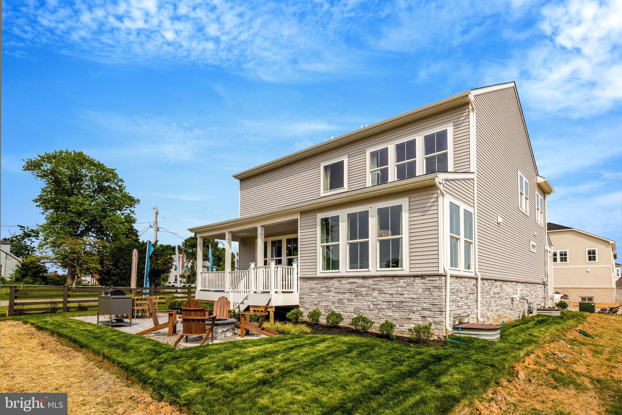 THE ENCLAVE AT CARROLLTON MANOR - Residential