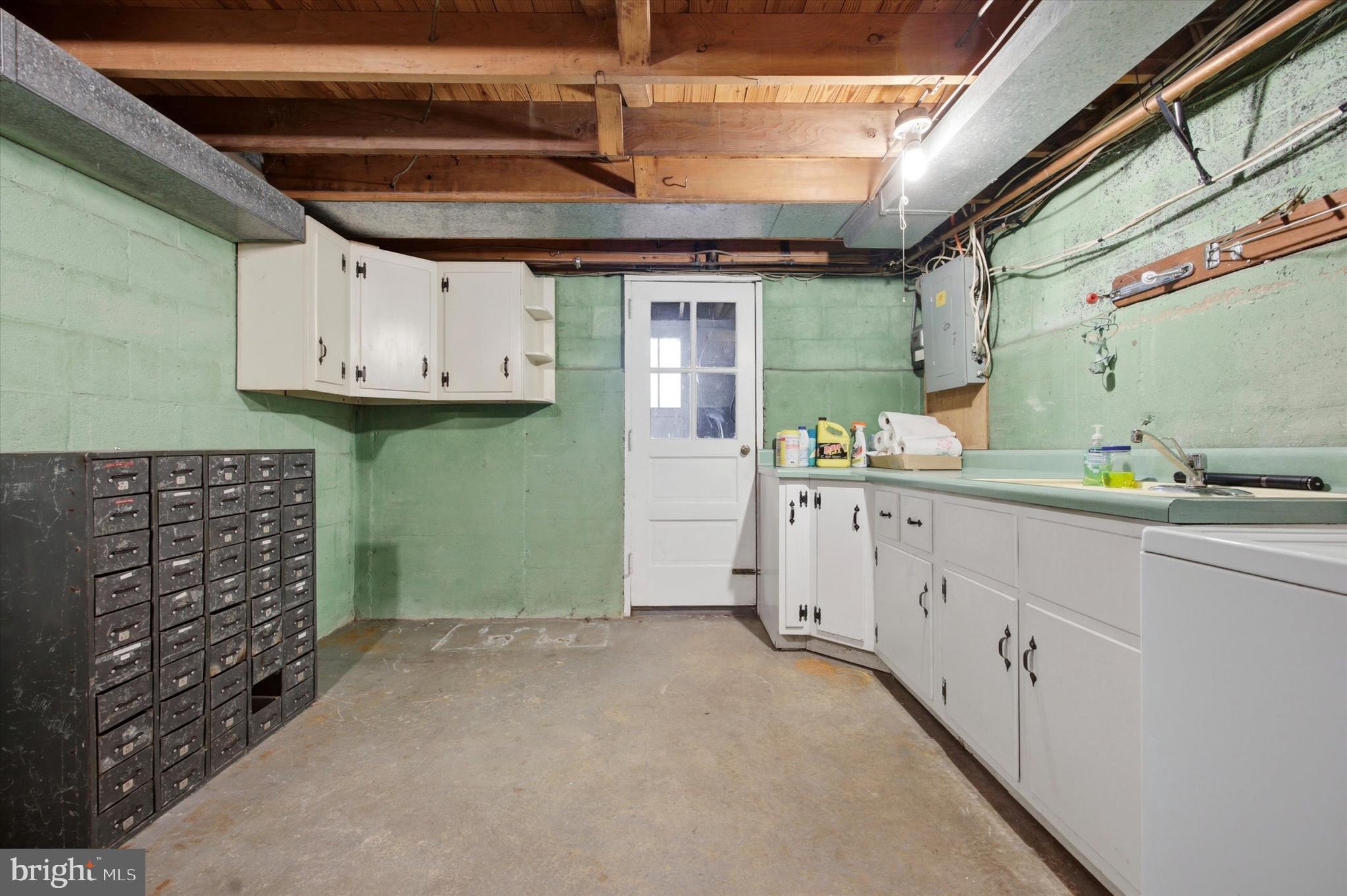 CLYDE PARK - Residential