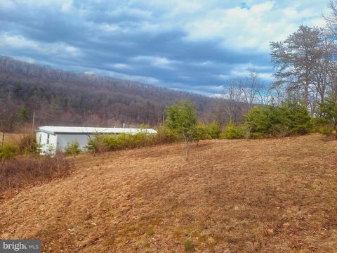 Homes For Sale - 435 Neitz Valley Road<br/> SELINSGROVE, PA 17870
