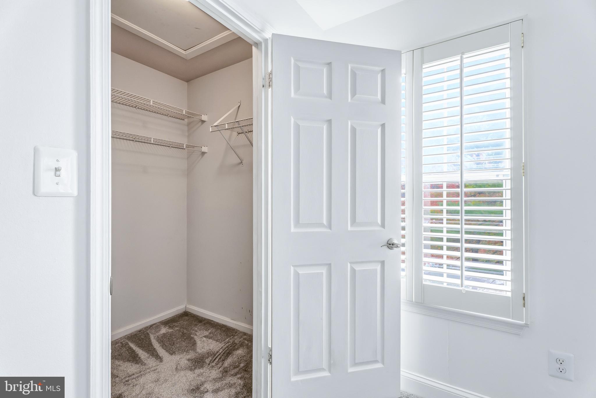 RAINFLOWER/LOVETON - Residential