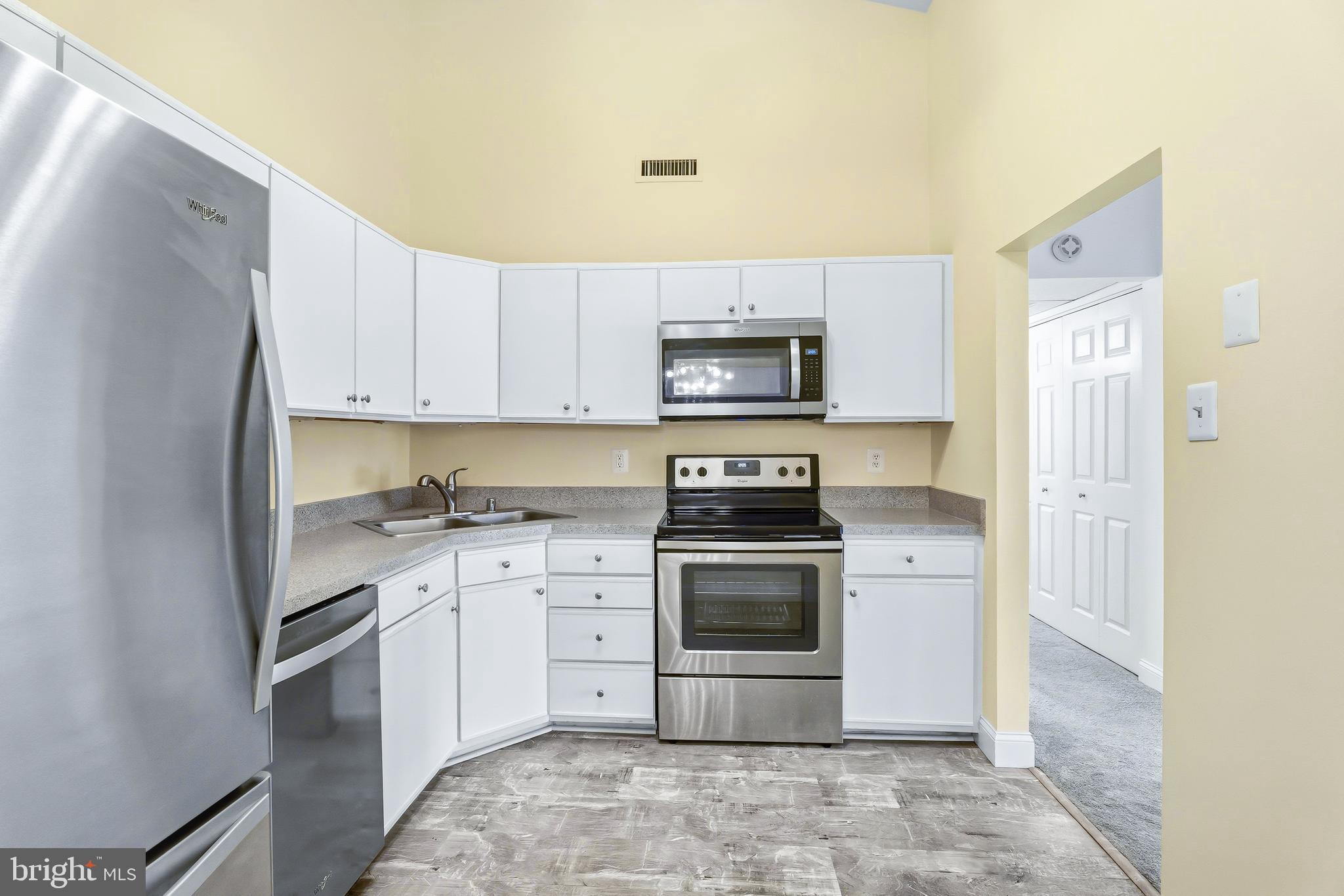 RAINFLOWER/LOVETON - Residential