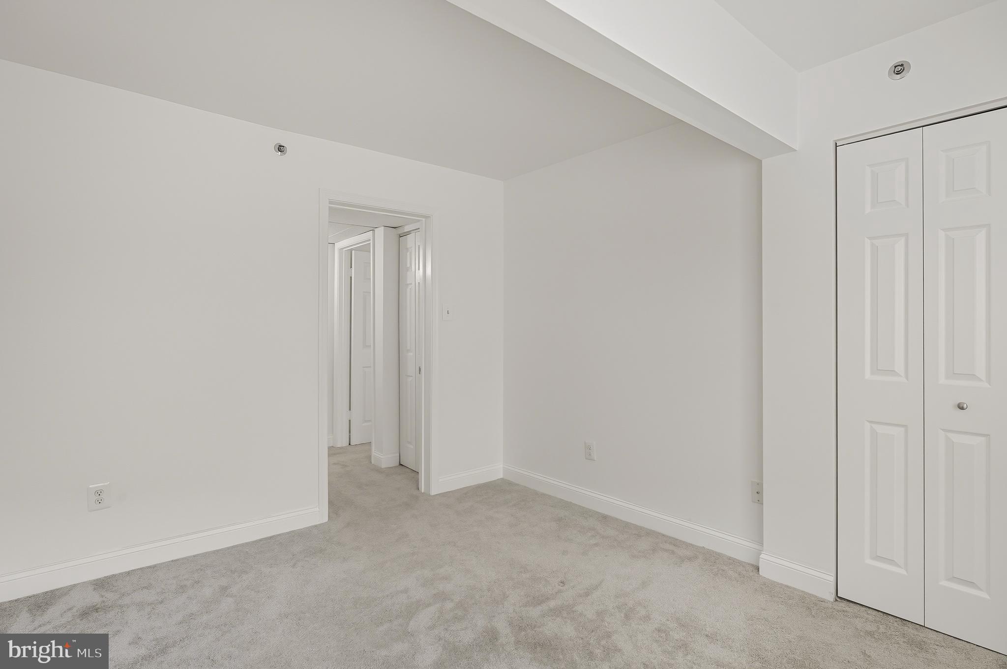 RAINFLOWER/LOVETON - Residential