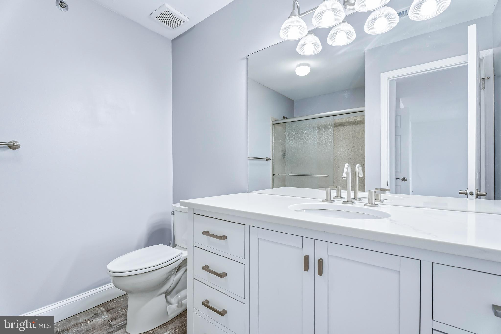 RAINFLOWER/LOVETON - Residential