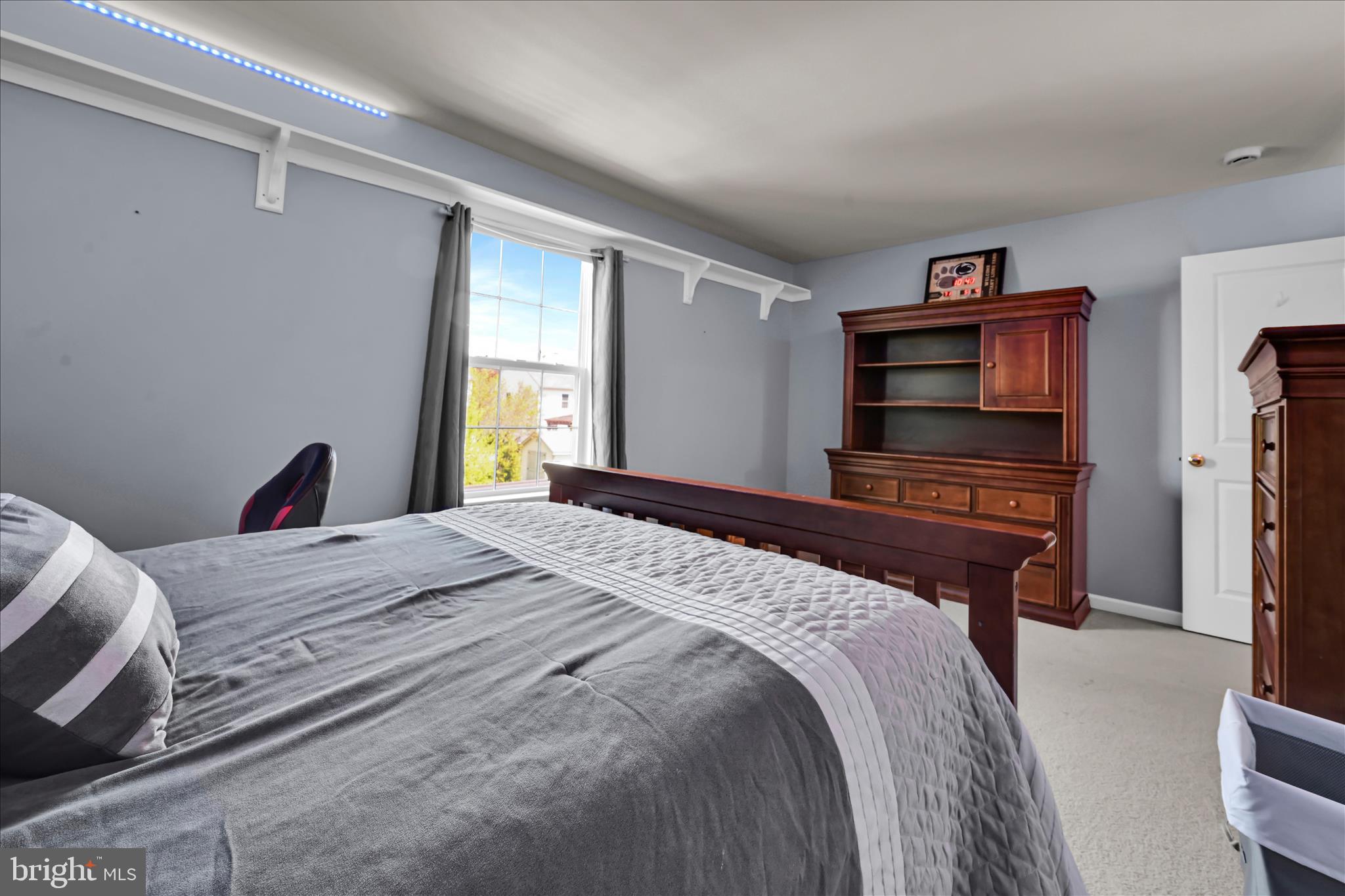 HEMPFIELD CROSSING - Residential