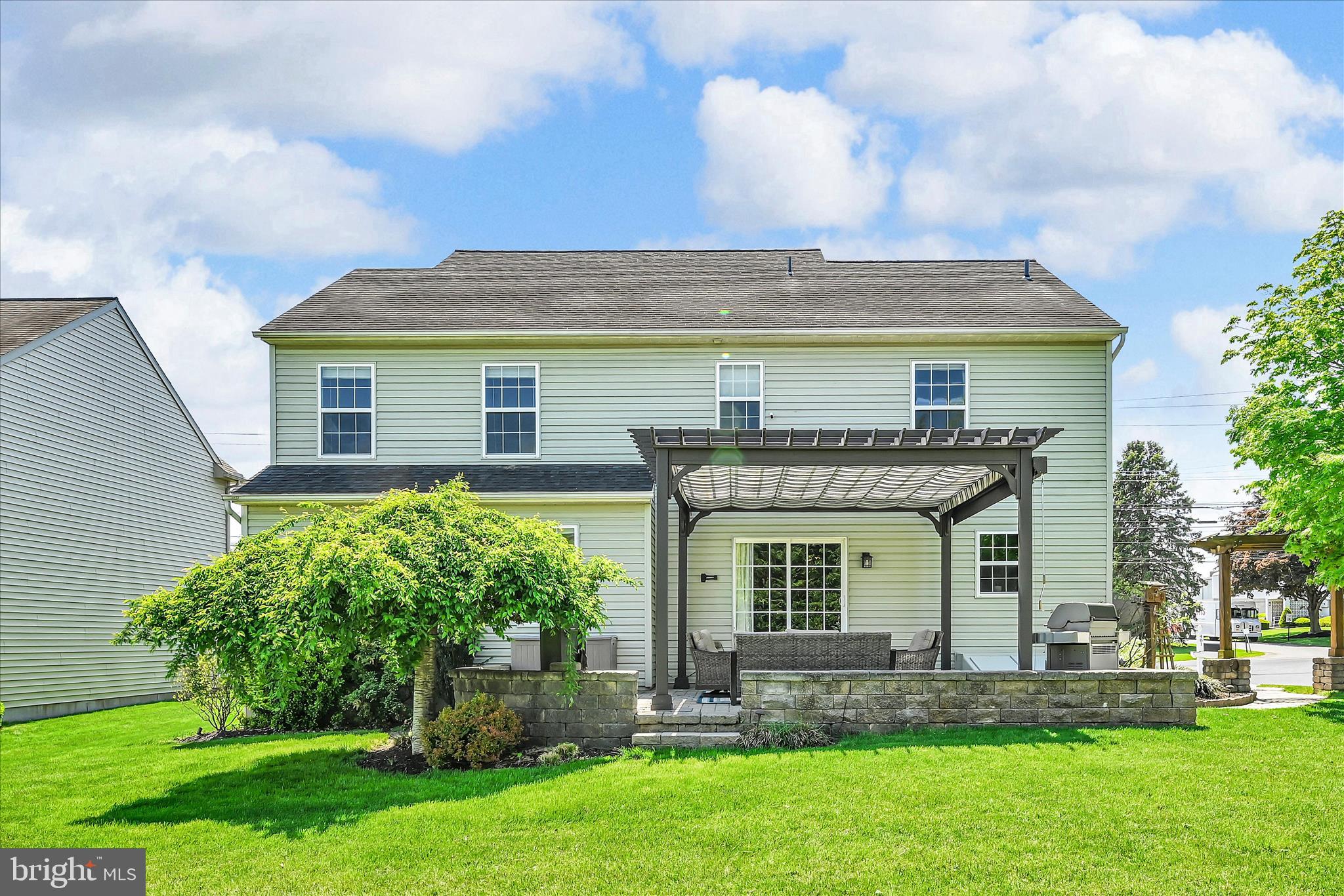 HEMPFIELD CROSSING - Residential