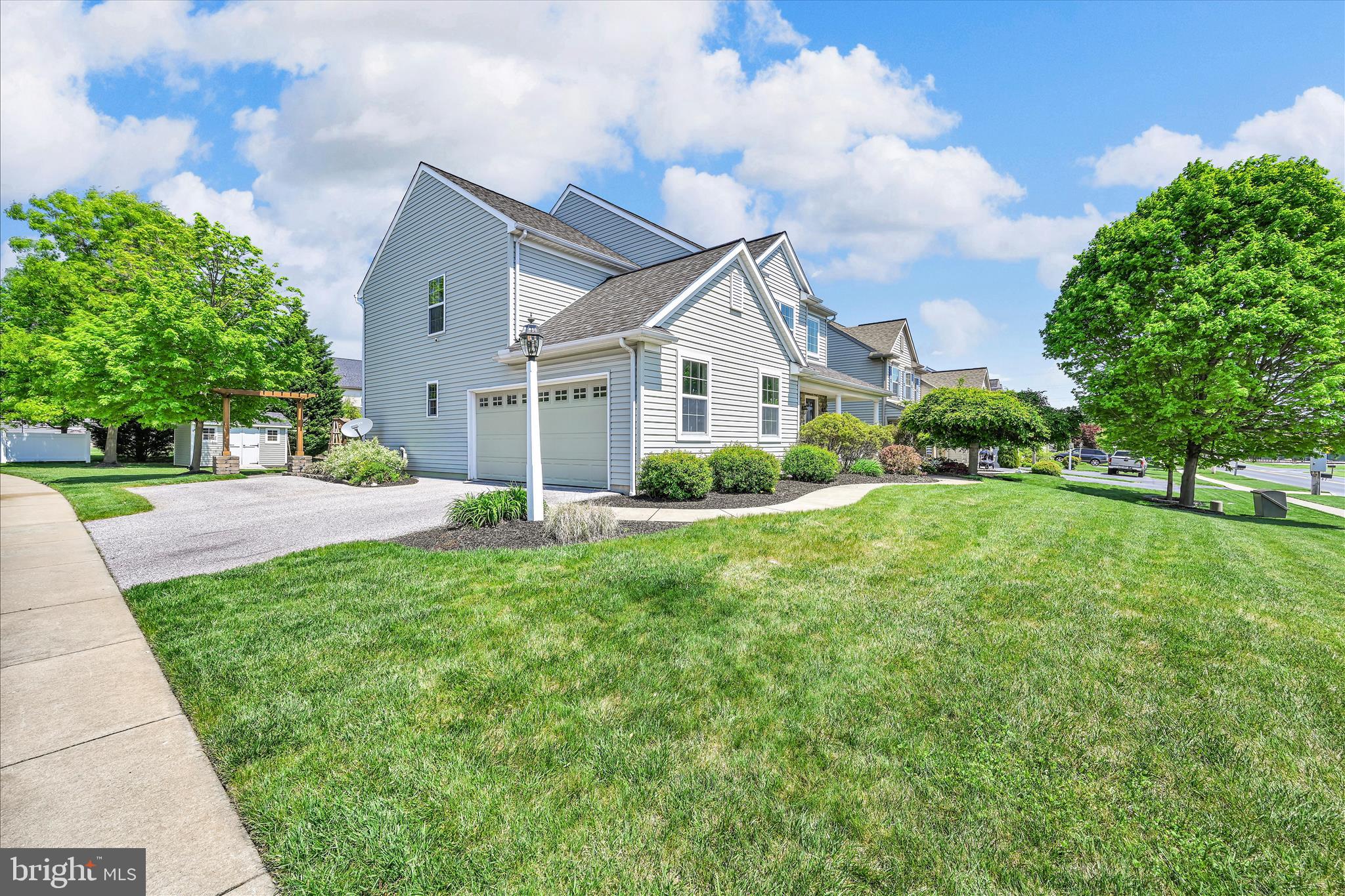 HEMPFIELD CROSSING - Residential