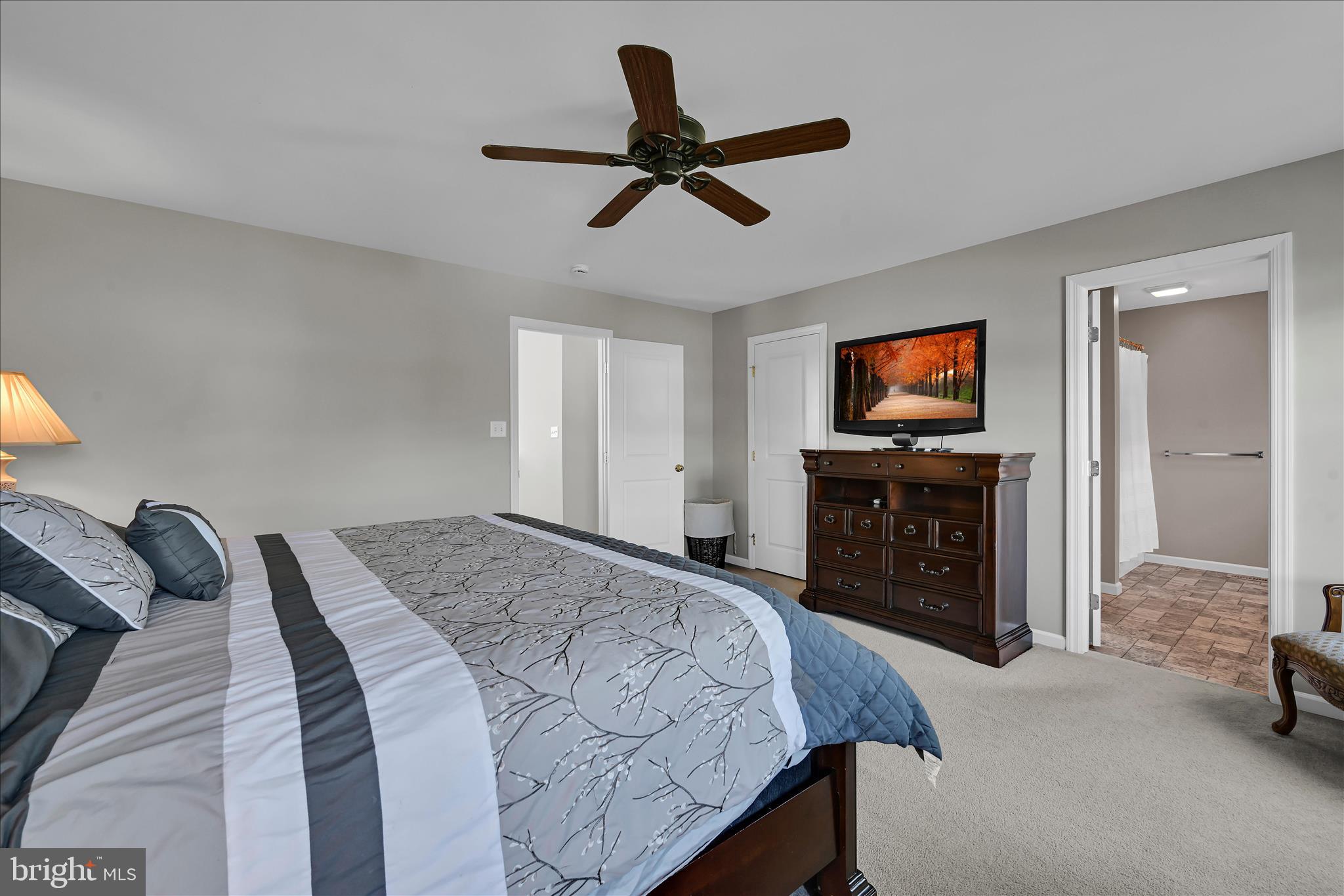 HEMPFIELD CROSSING - Residential