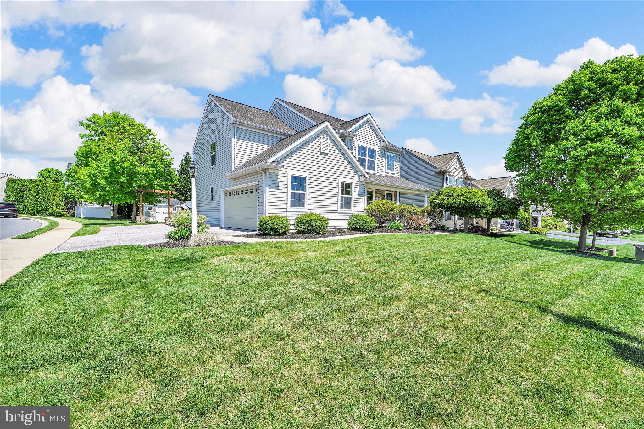 HEMPFIELD CROSSING - Residential