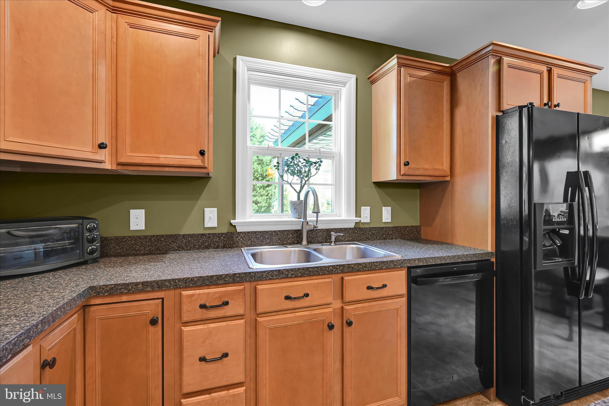 HEMPFIELD CROSSING - Residential