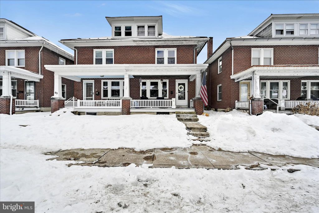 Photo of 61 Park Avenue, EPHRATA, PA 17522 (MLS # PALA2082574)