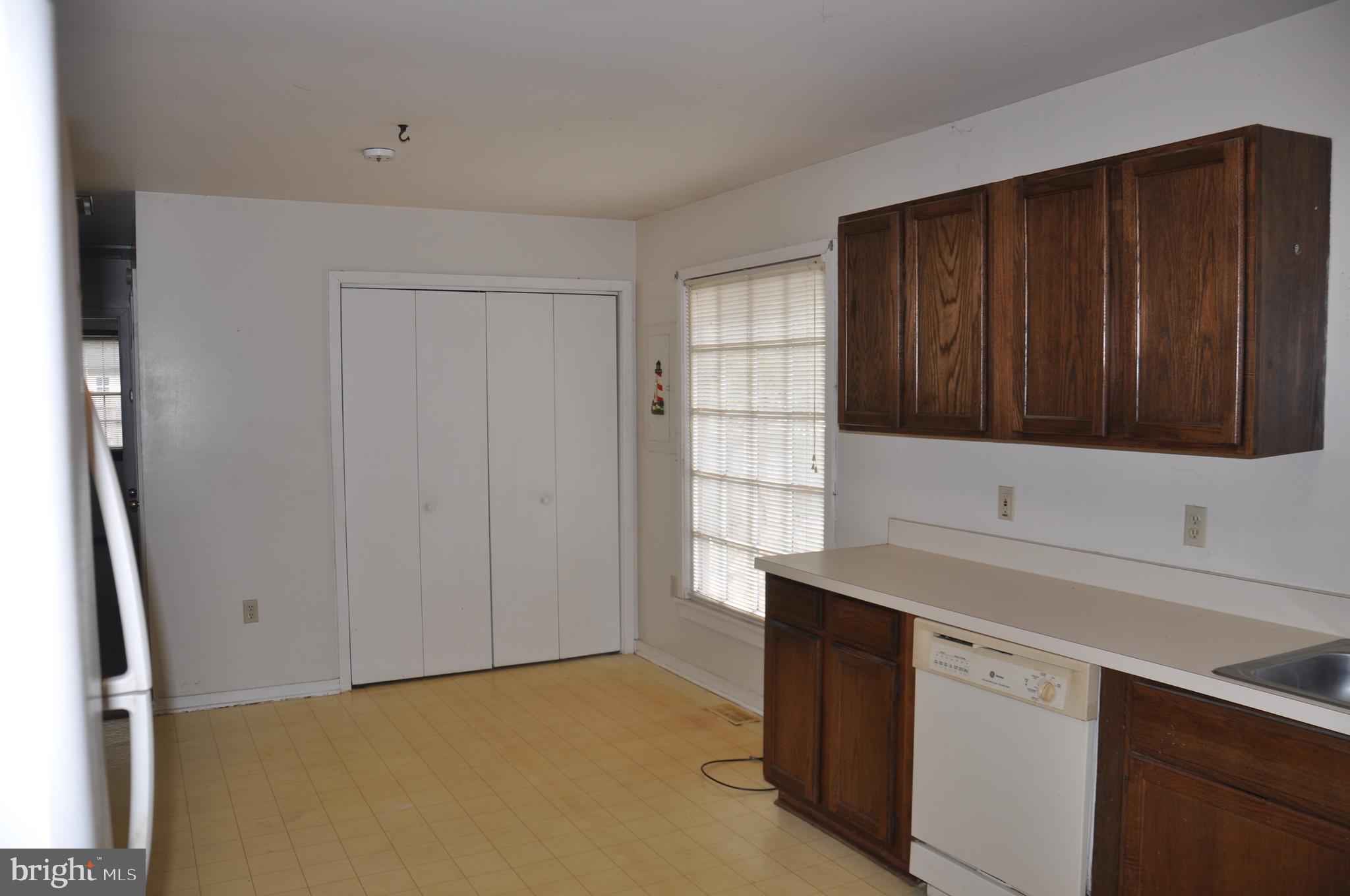 LAKE CAROLINE - Residential