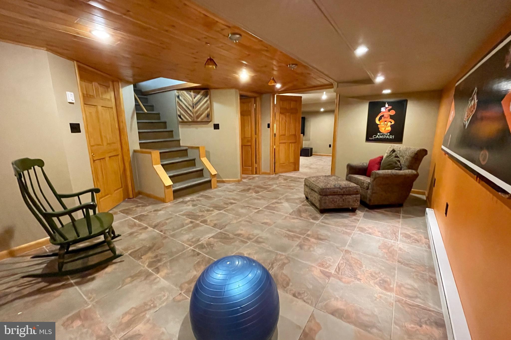 LINWOOD - Residential