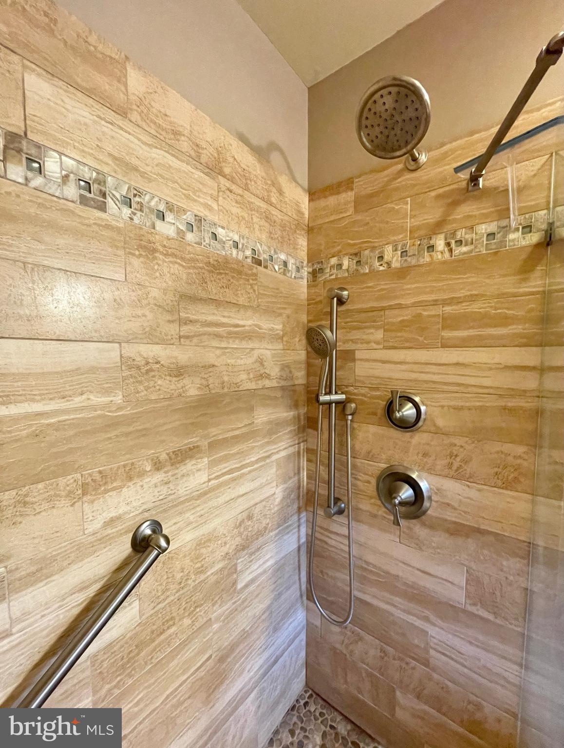 LINWOOD - Residential