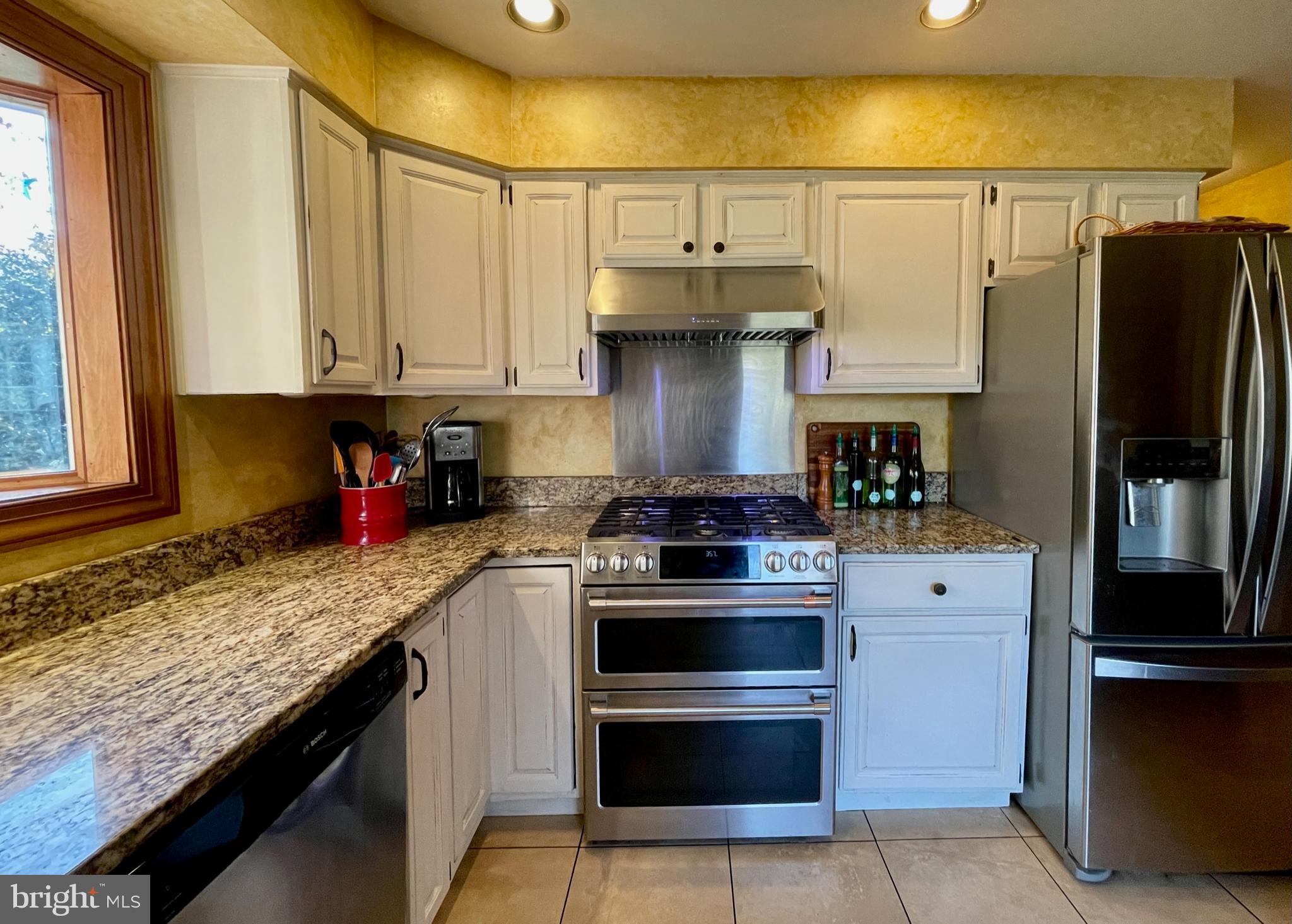 LINWOOD - Residential