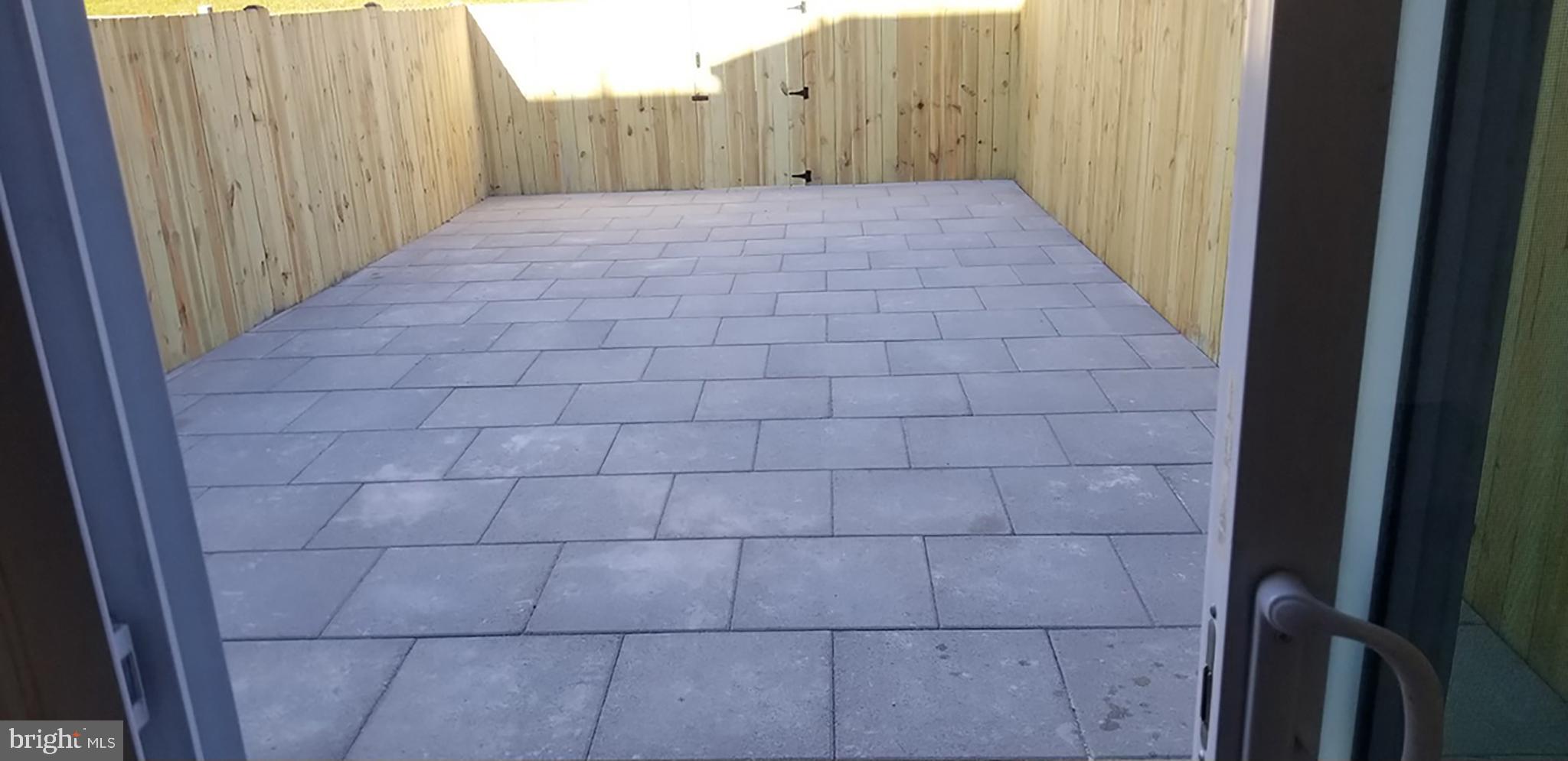 HALLOWELL - Residential