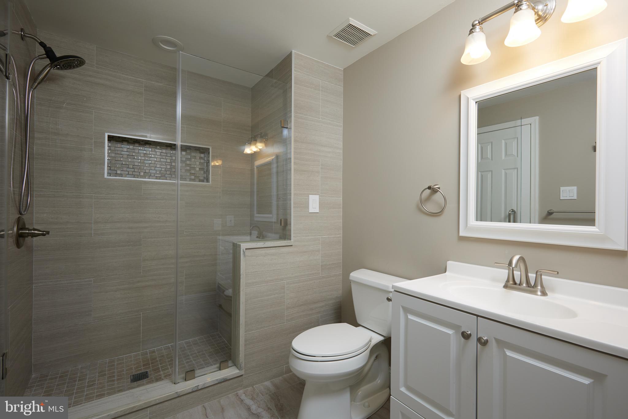 HALLOWELL - Residential