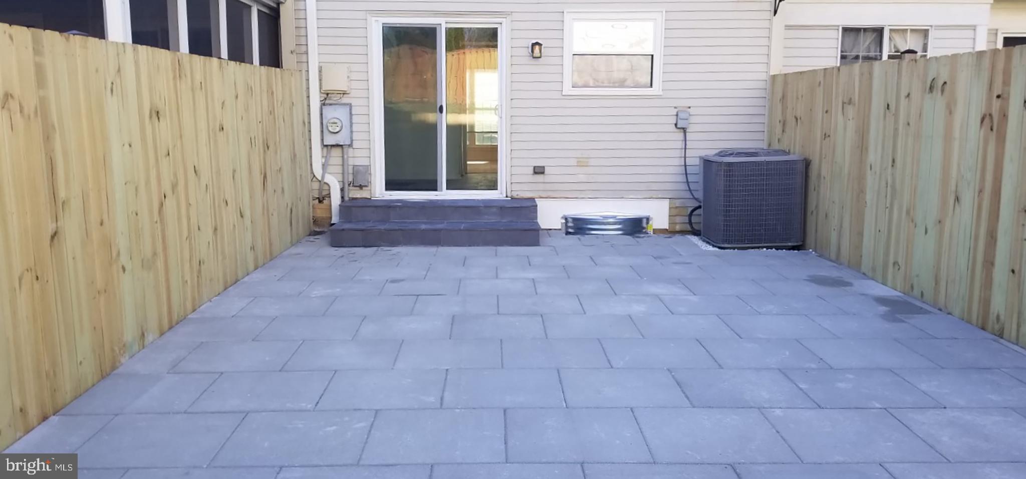 HALLOWELL - Residential