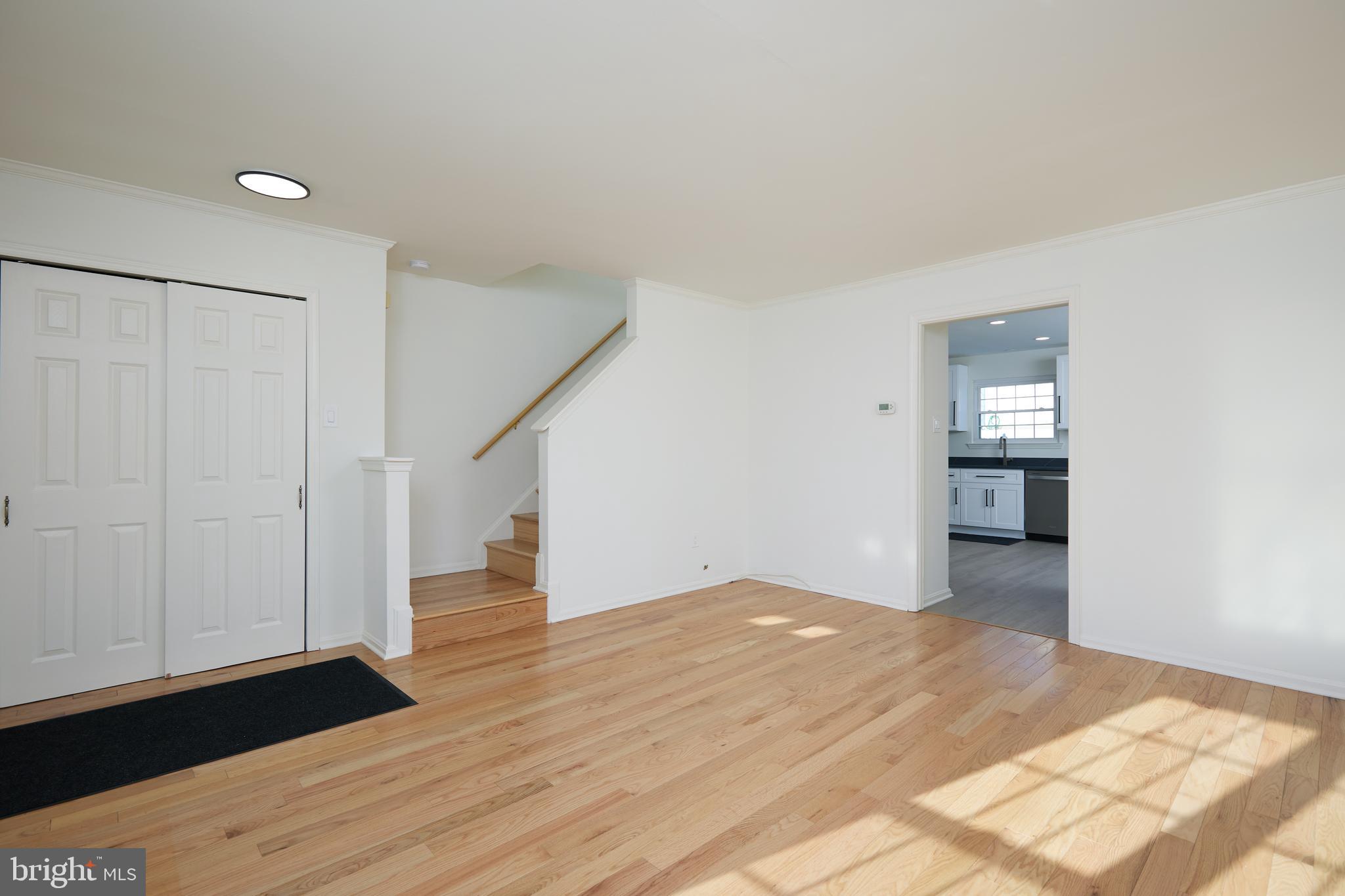 HALLOWELL - Residential