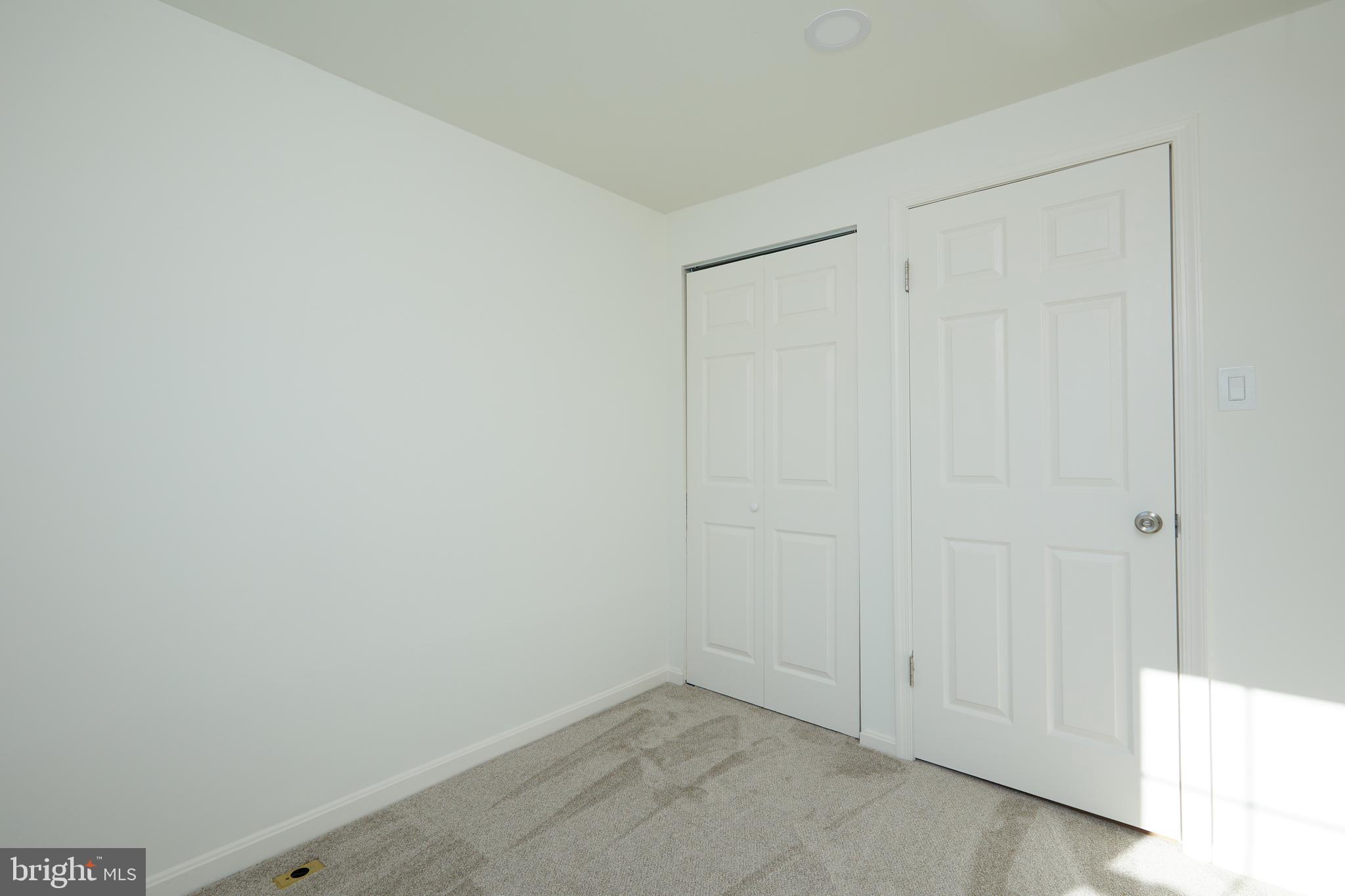 HALLOWELL - Residential