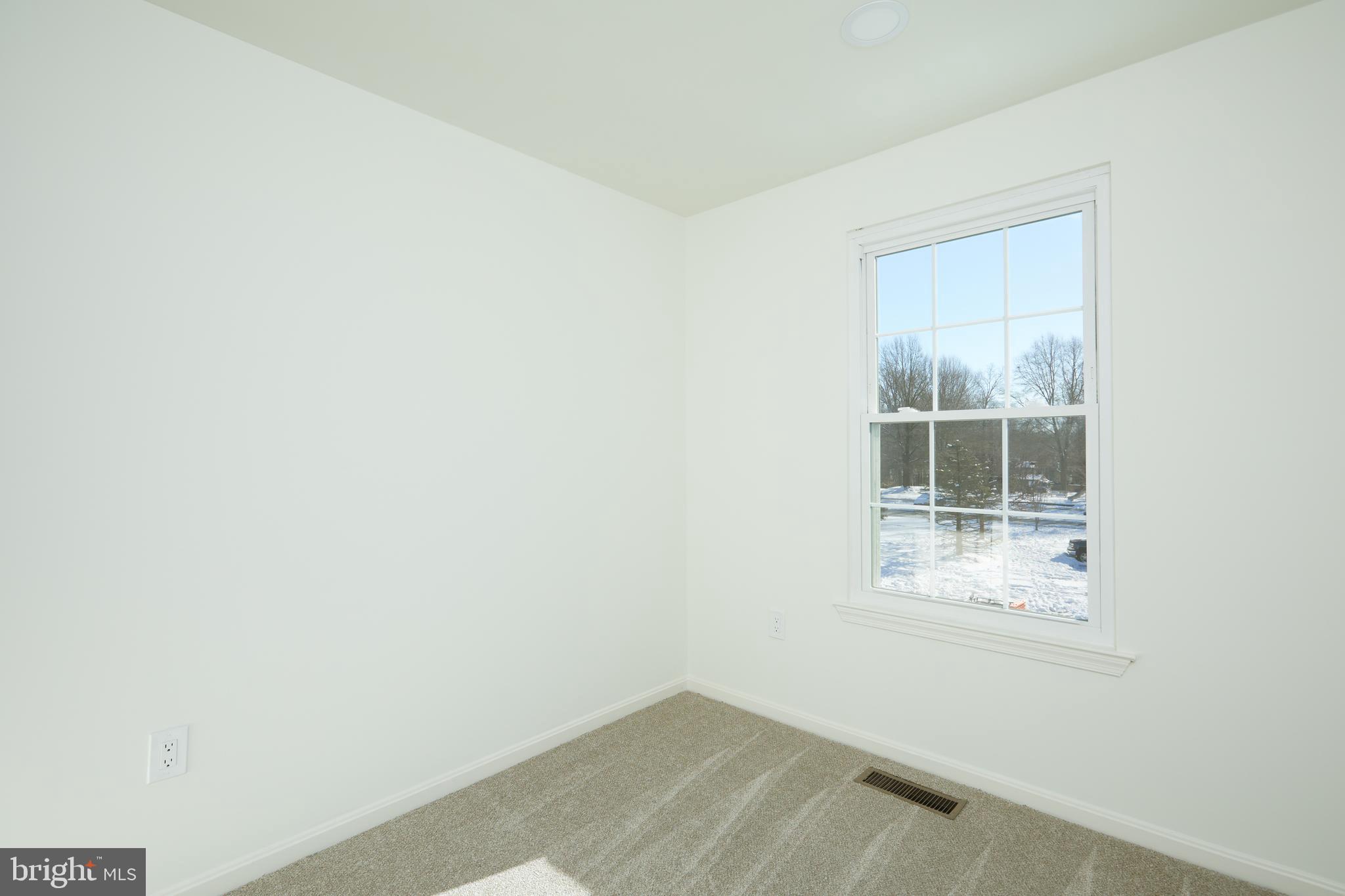 HALLOWELL - Residential