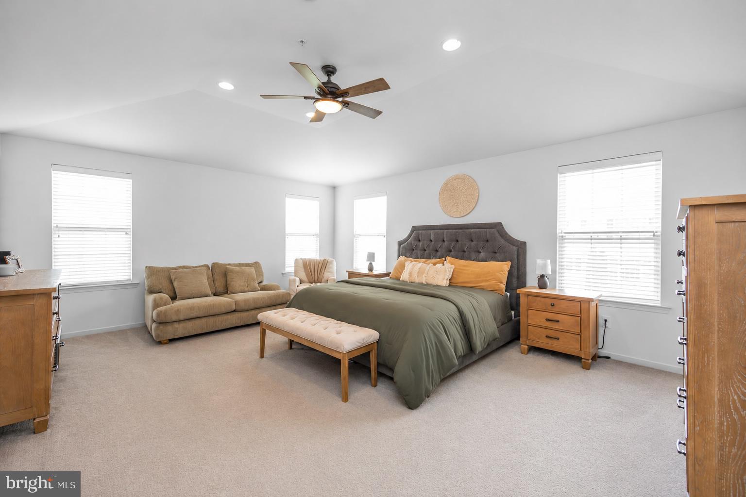 THORNDALE - Residential